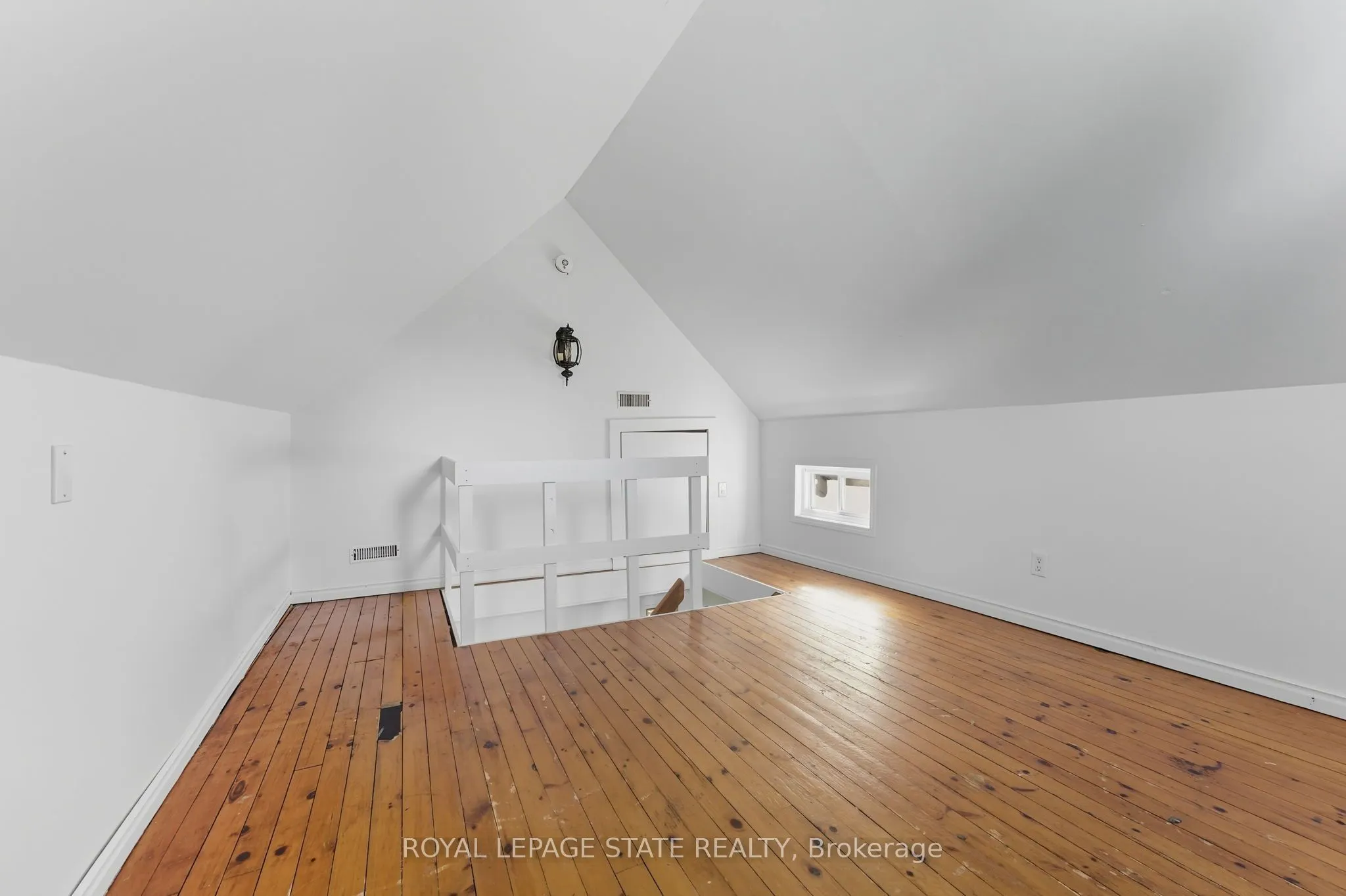 8 Tasker Street