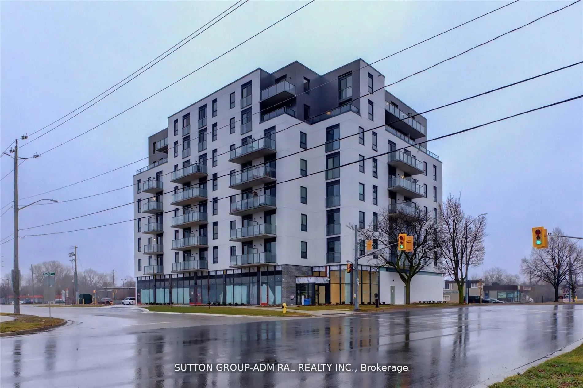 7 Erie Avenue, #305