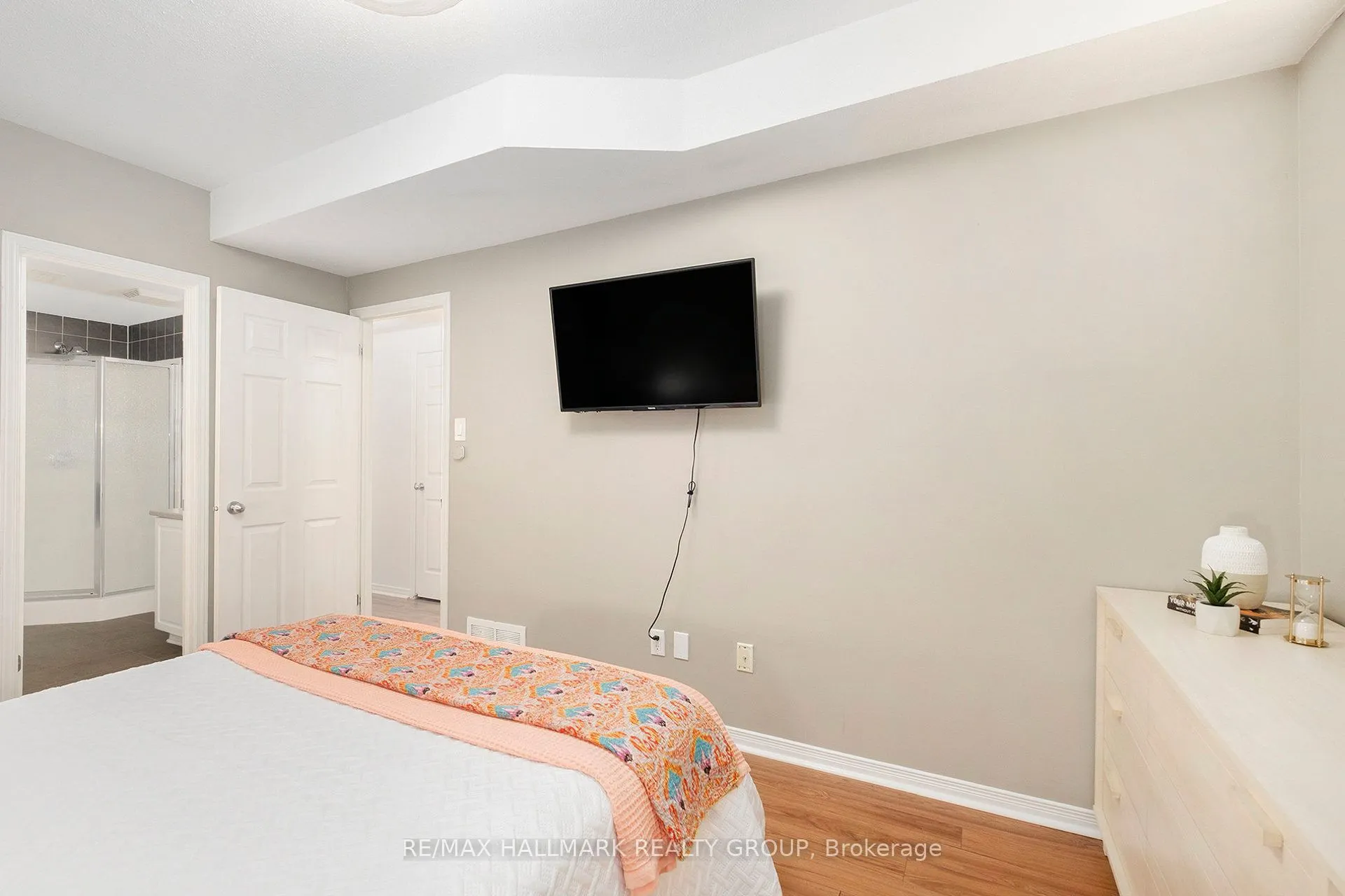 1512 Walkley Road, #112
