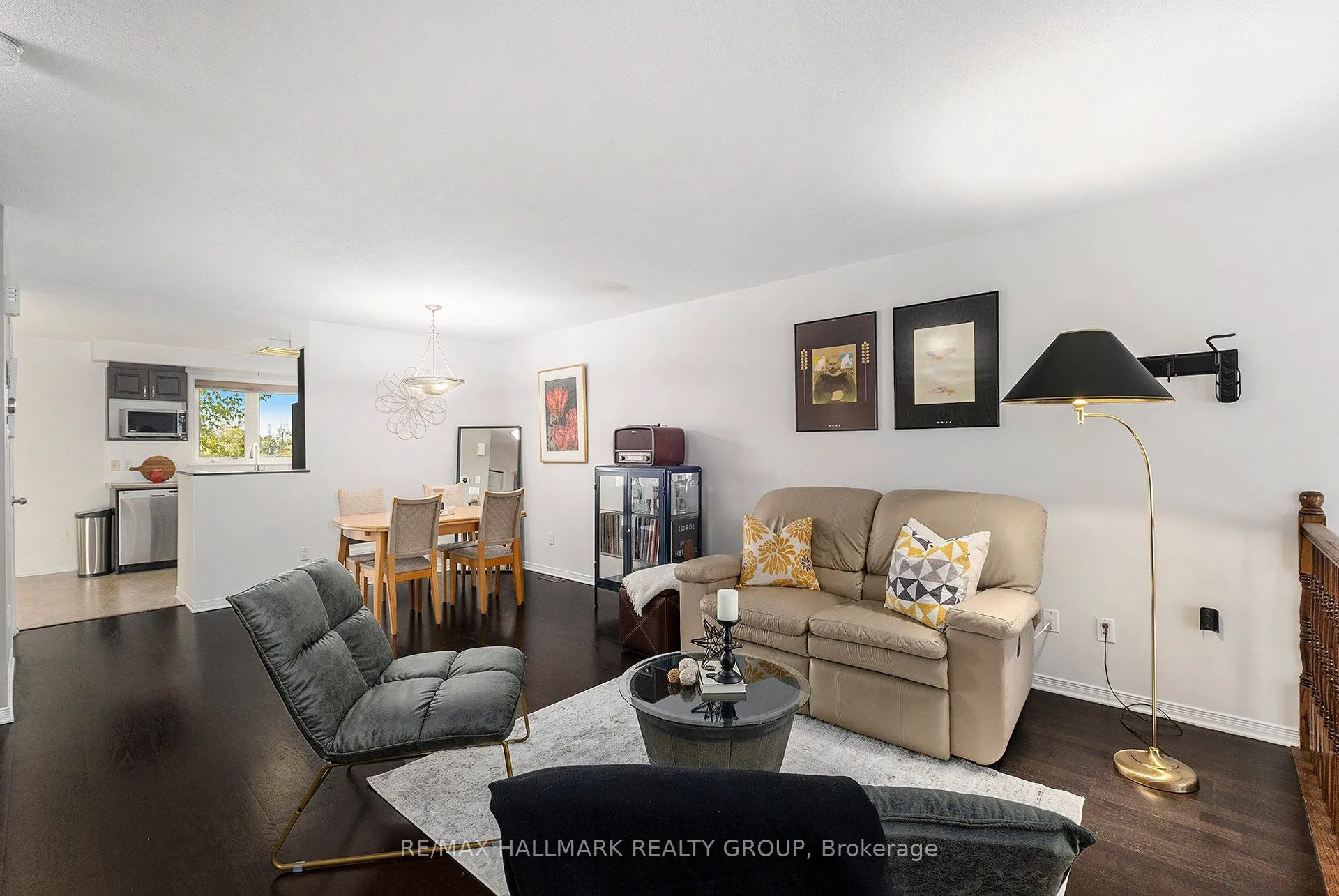 1512 Walkley Road, #112