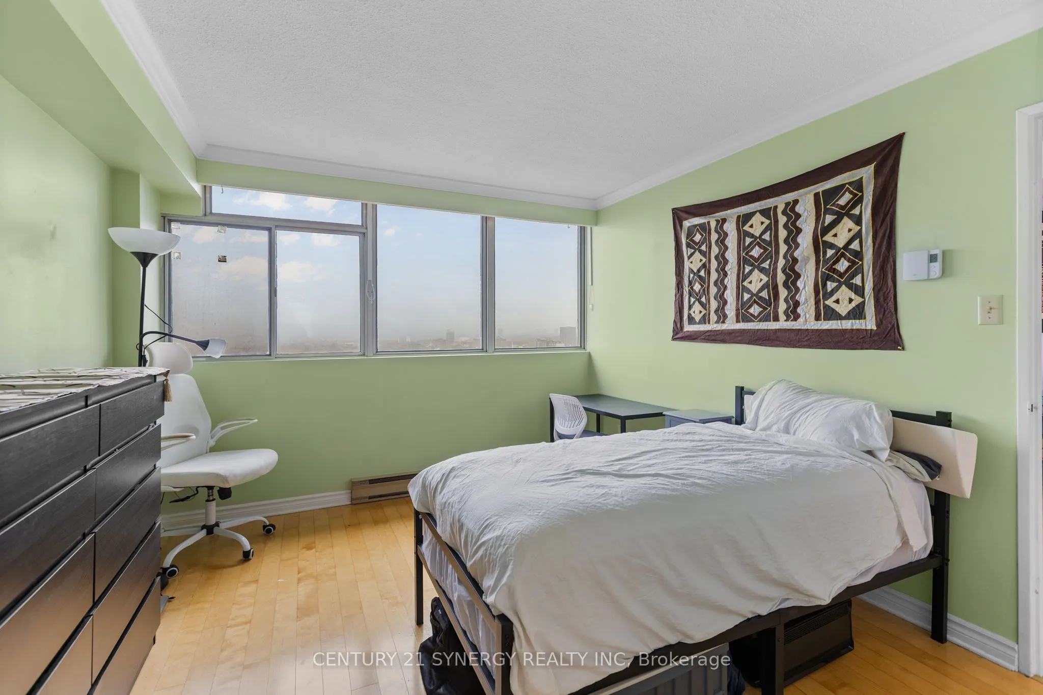 530 Laurier Avenue W, #2207