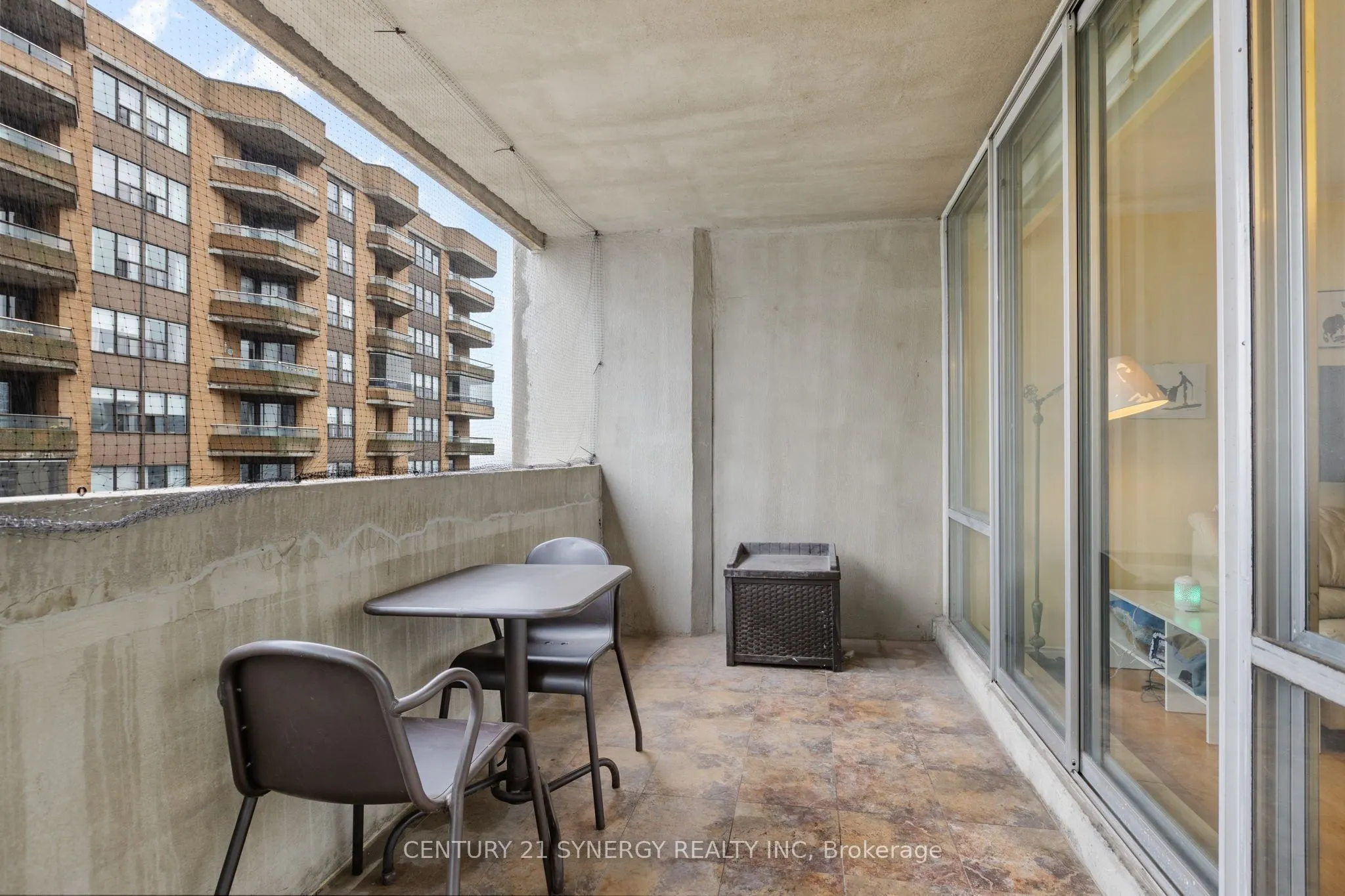 530 Laurier Avenue W, #2207