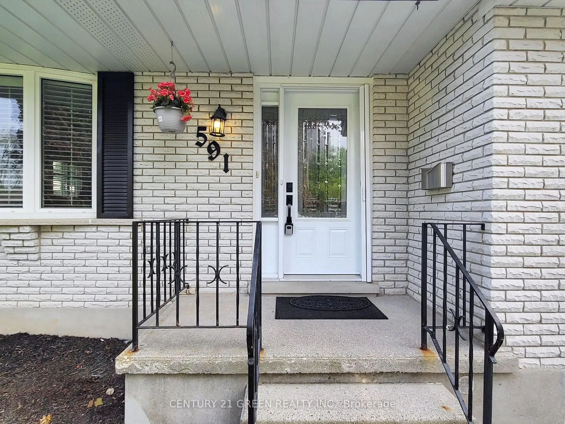 591 Dogwood Lane