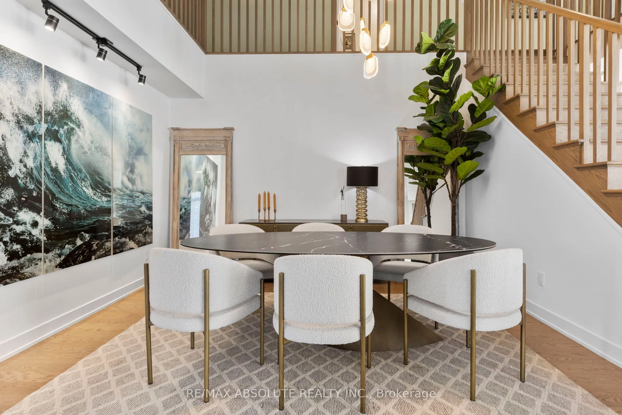 921 Beckton Heights