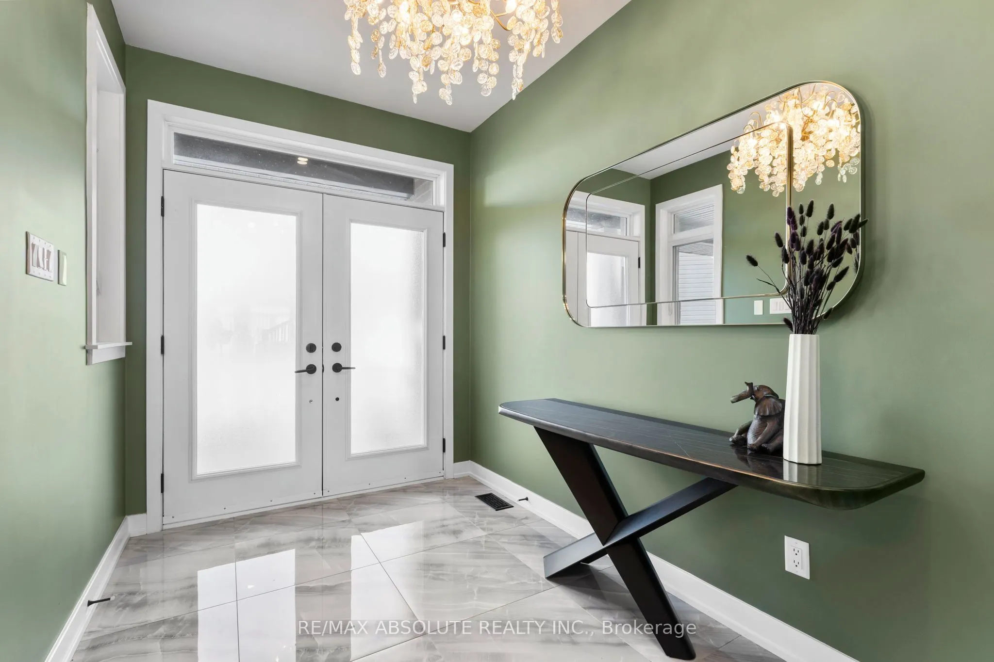 921 Beckton Heights