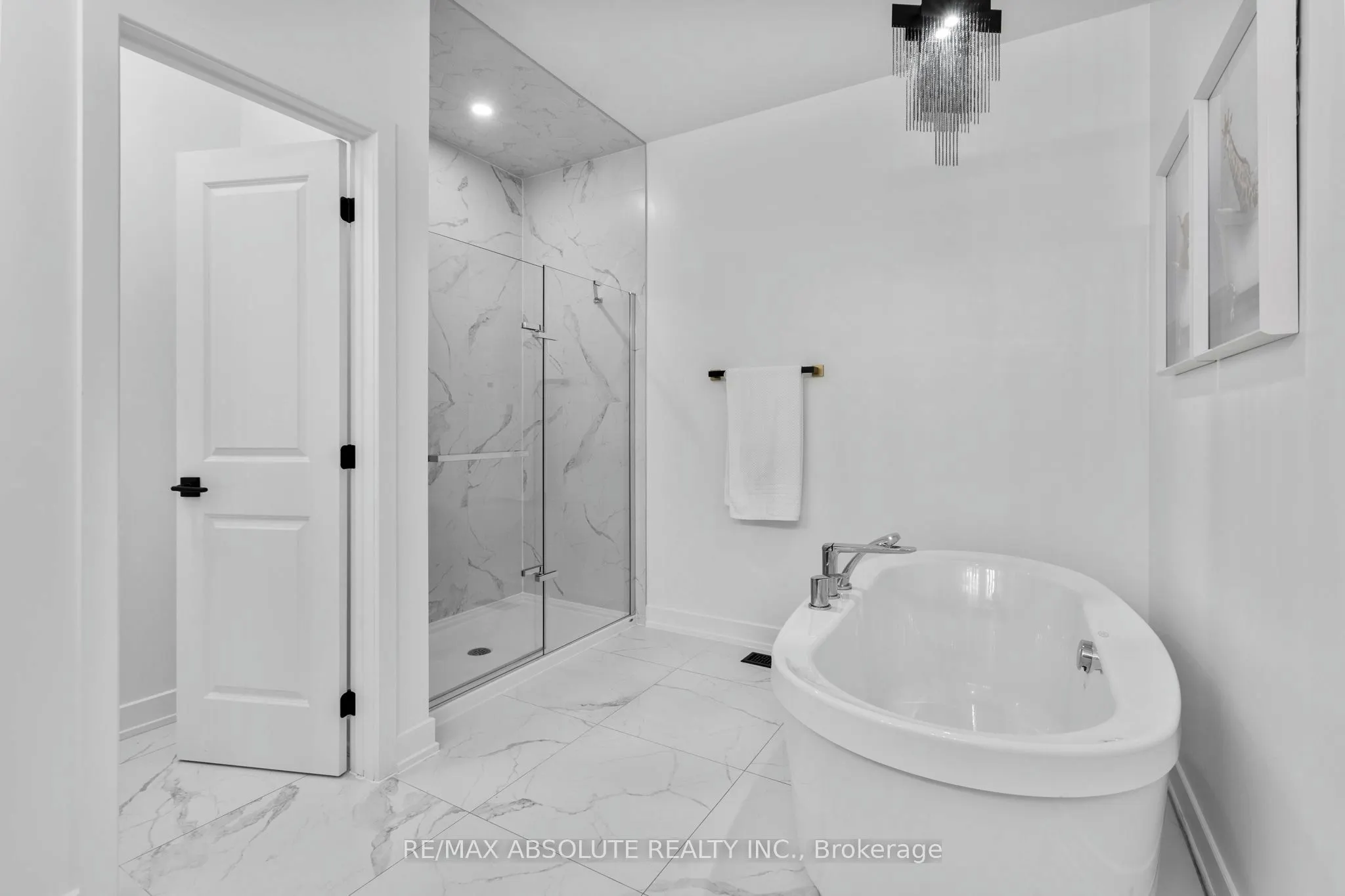 921 Beckton Heights