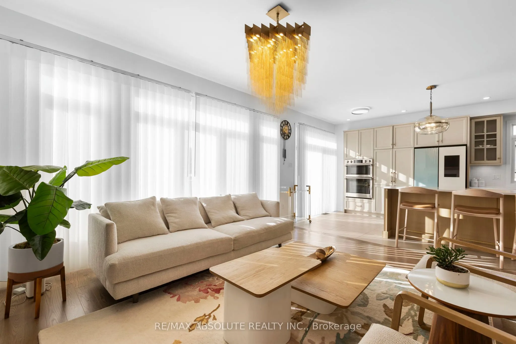 921 Beckton Heights