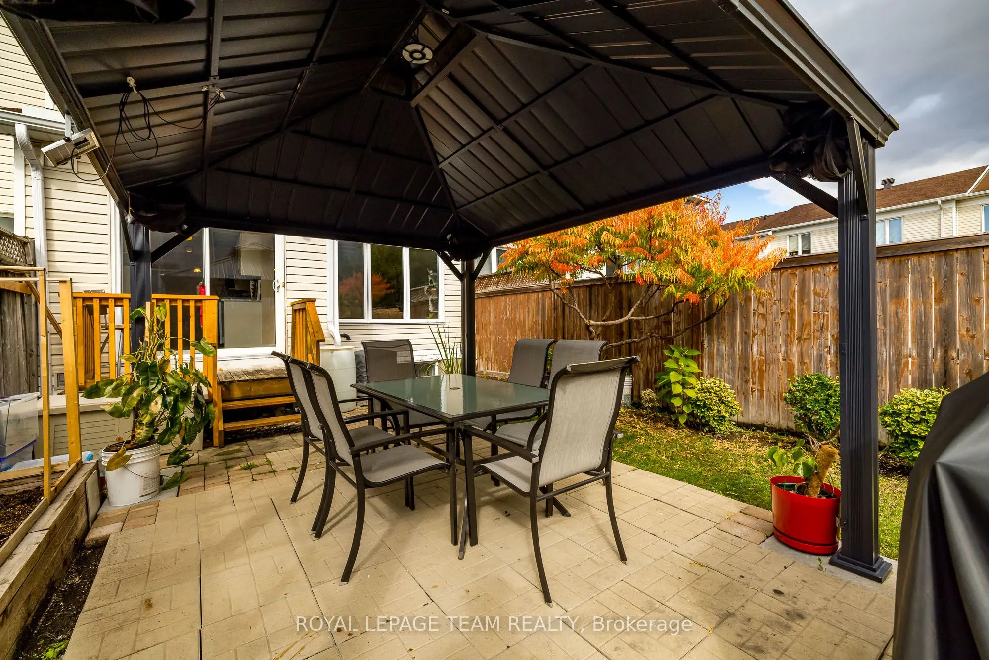 221 SORENTO Street