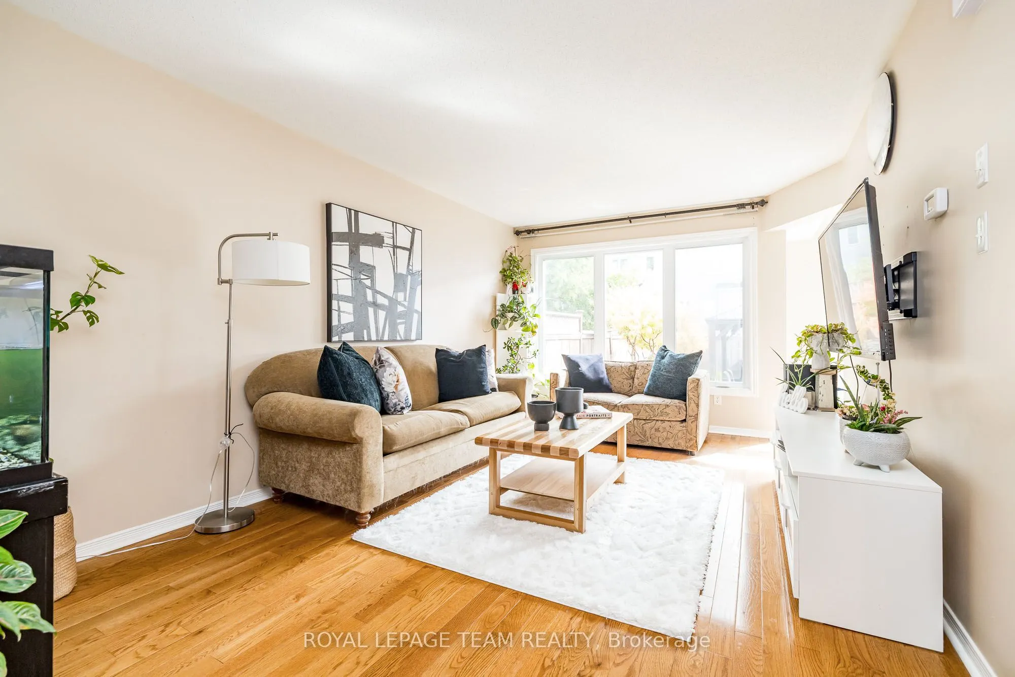 221 SORENTO Street