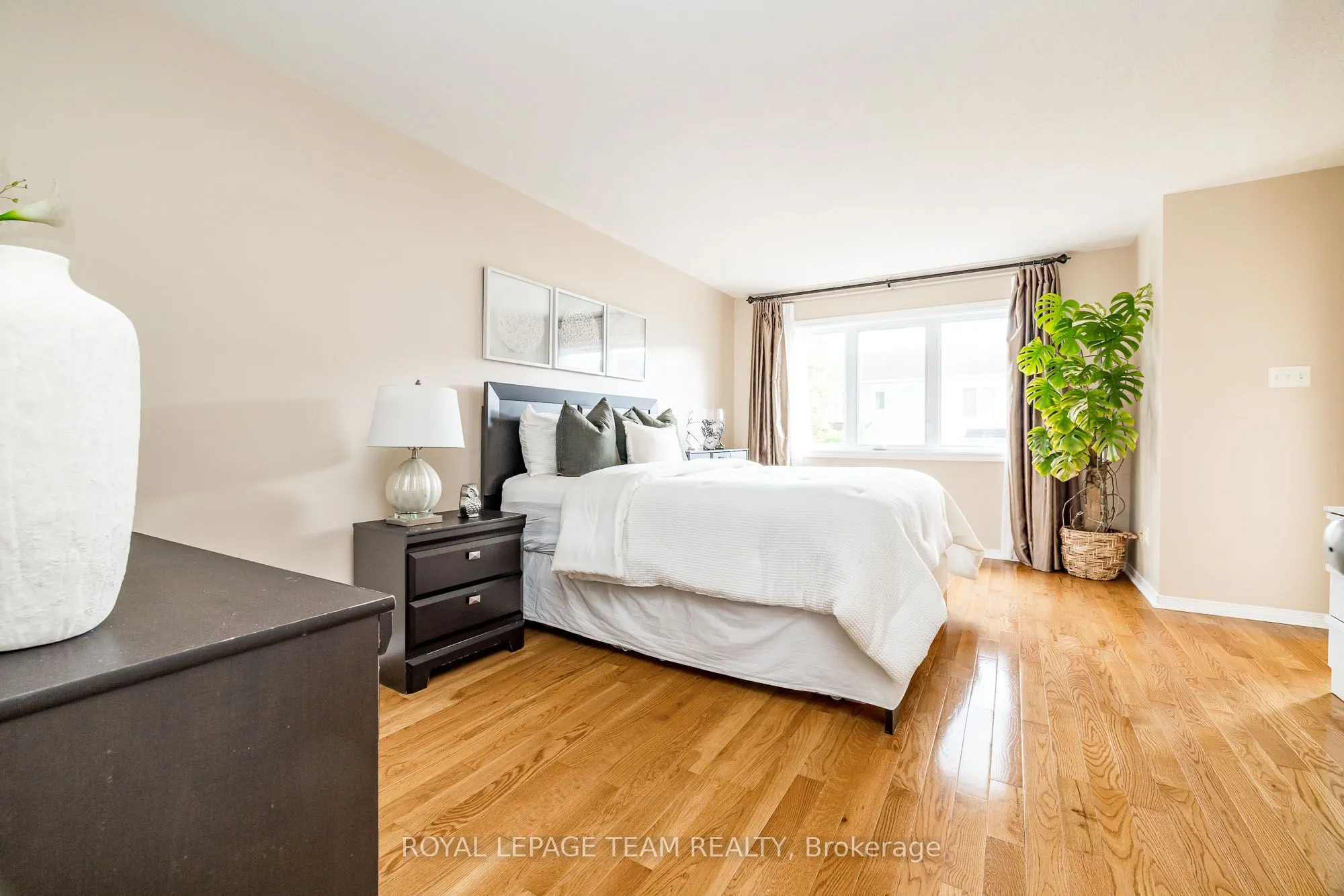 221 SORENTO Street