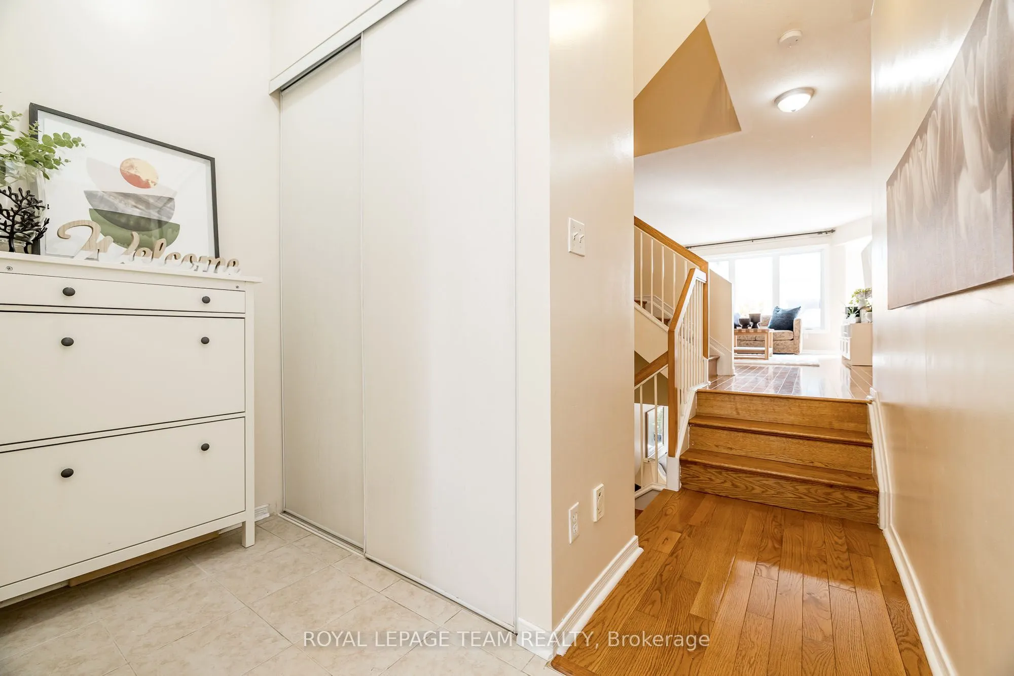 221 SORENTO Street