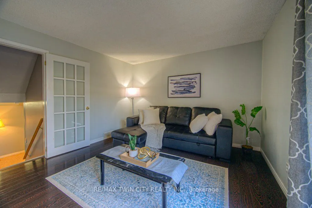 211 Veronica Drive