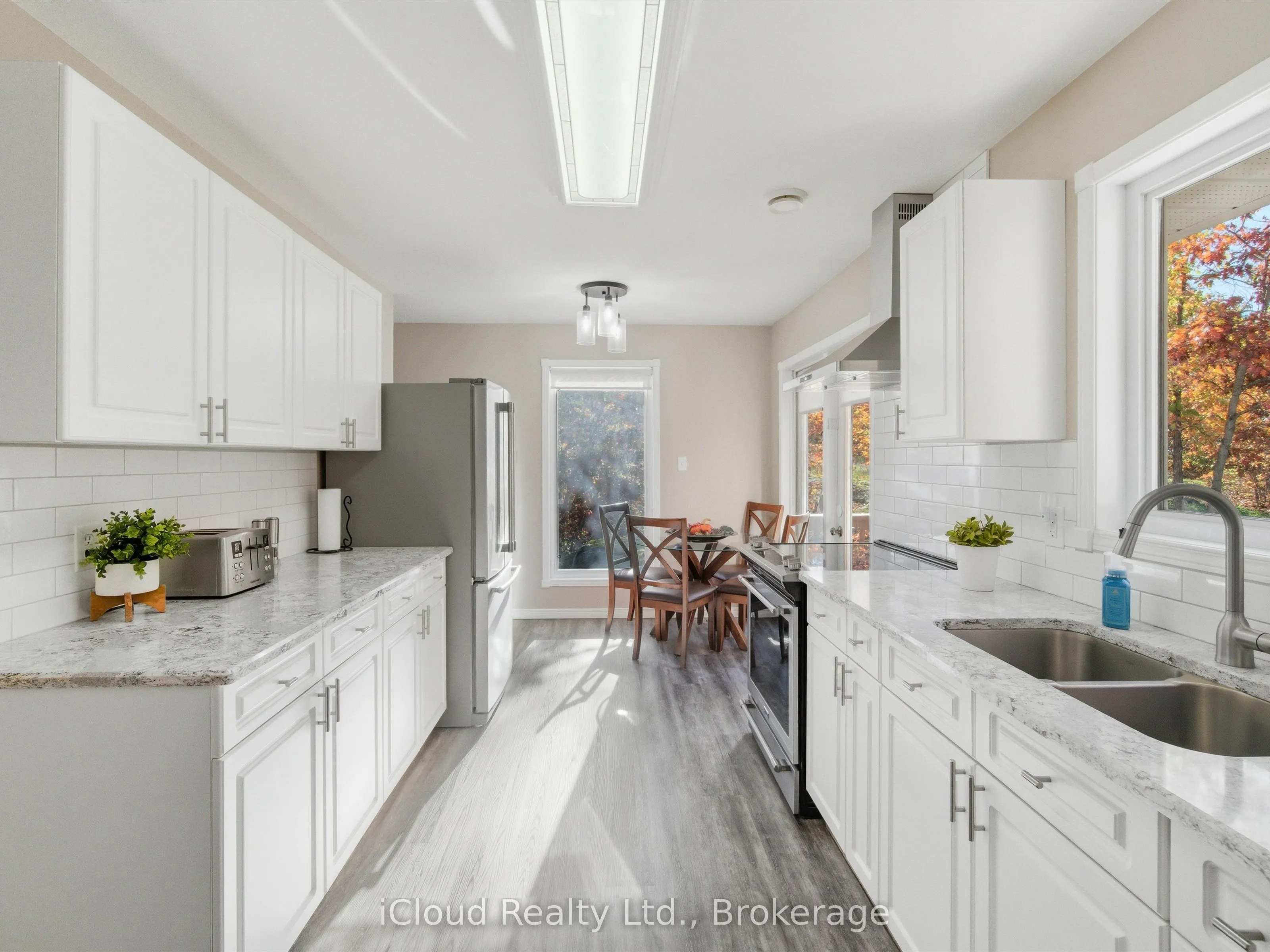 6 Springhill Road