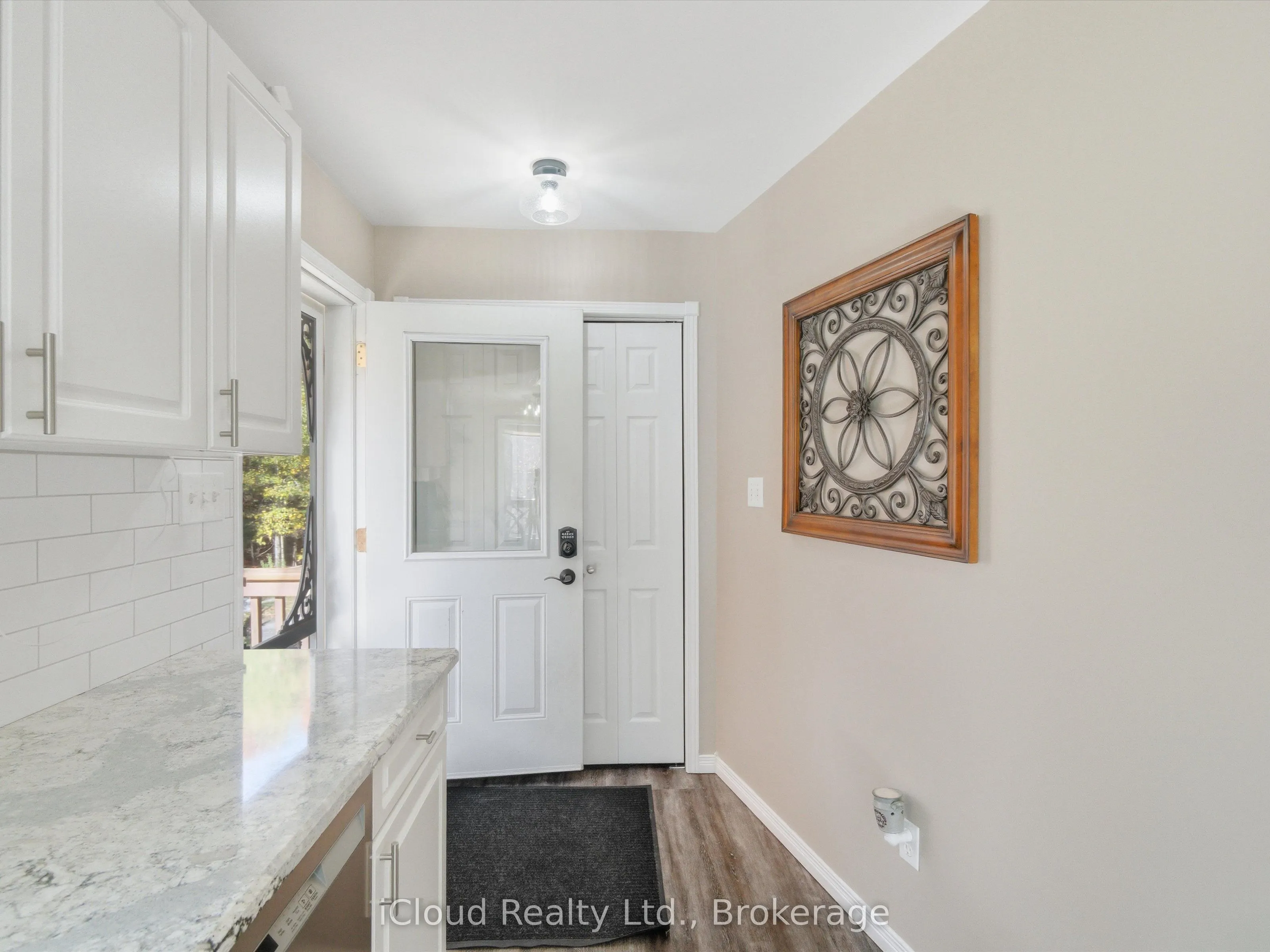 6 Springhill Road