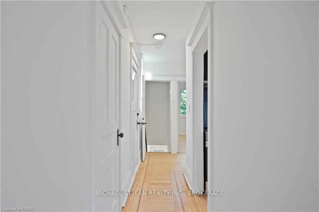 30 Jones Street, #2