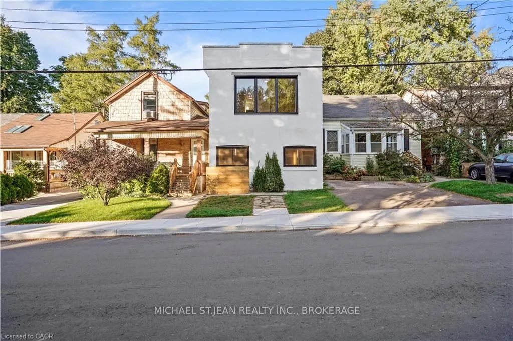 30 Jones Street, #2