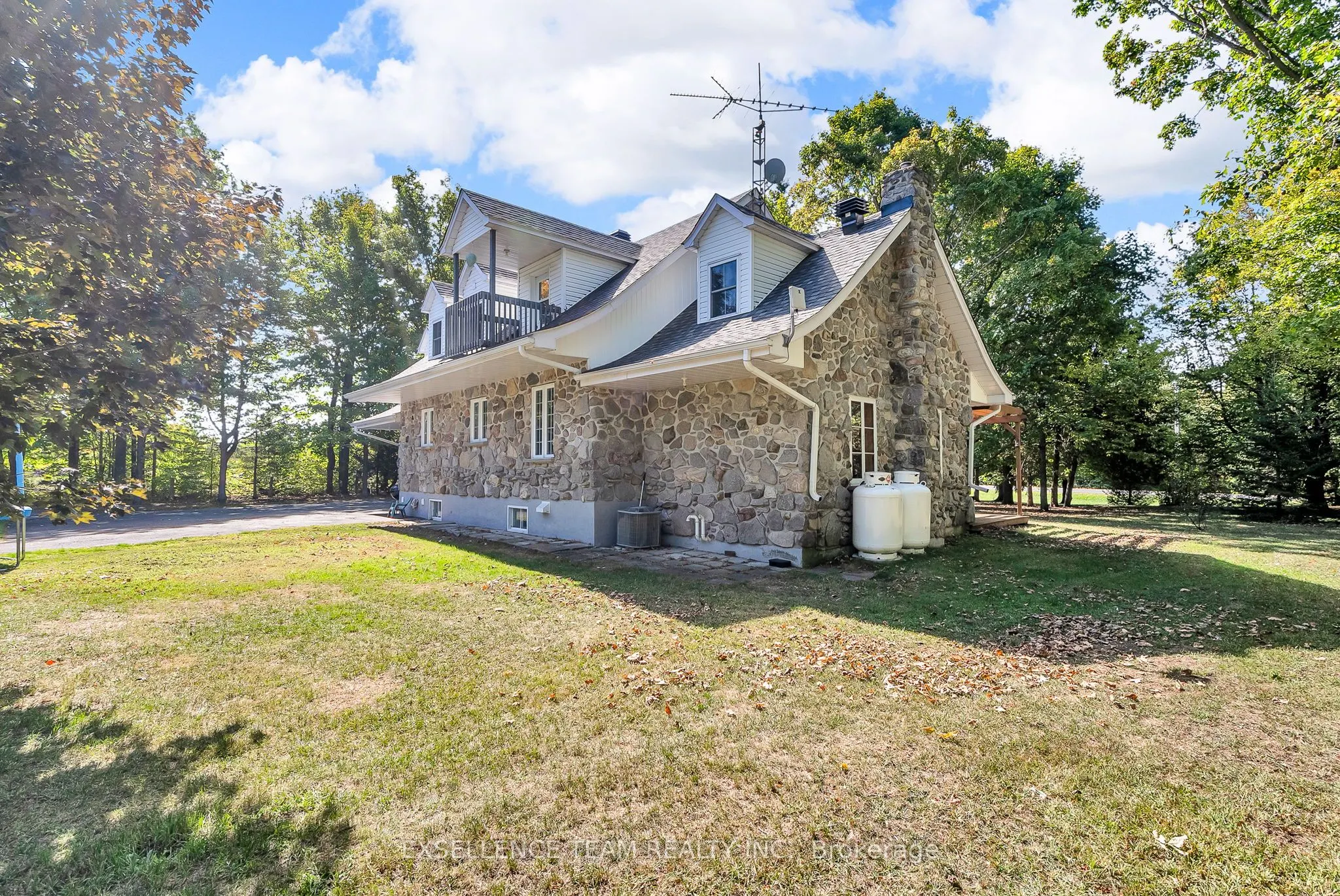 3769 4th Line Road