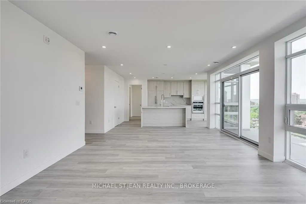 479 Charlton Avenue E, #603
