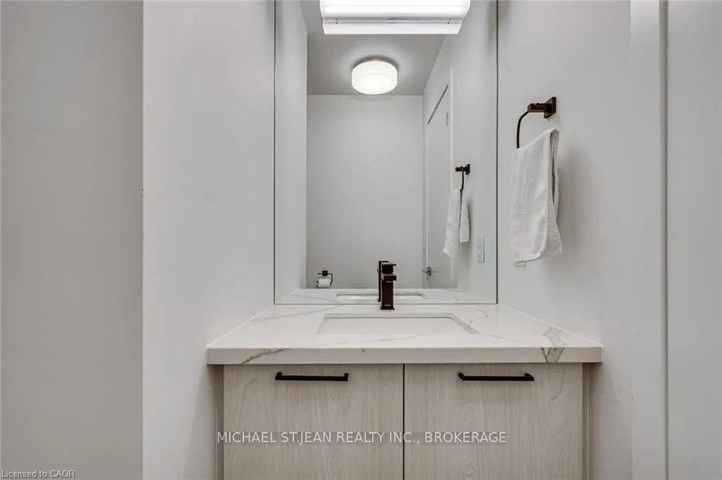 479 Charlton Avenue E, #603