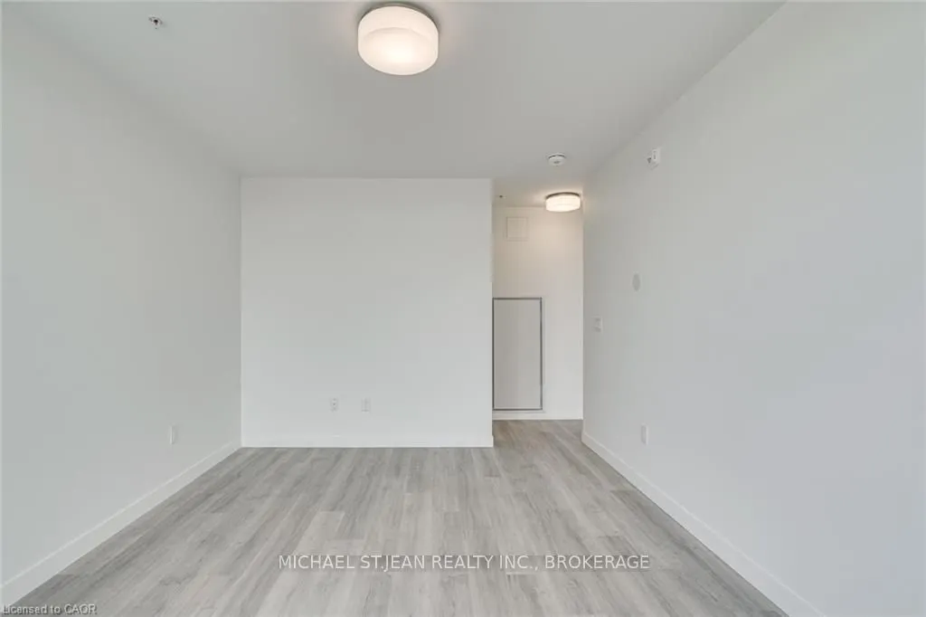 479 Charlton Avenue E, #603