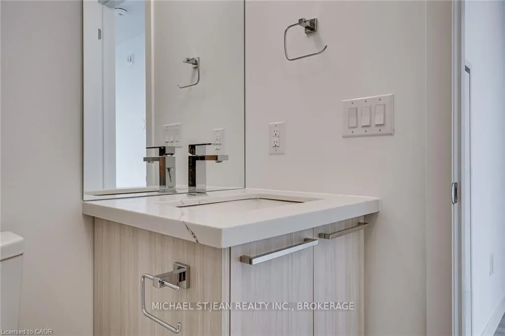 479 Charlton Avenue E, #603