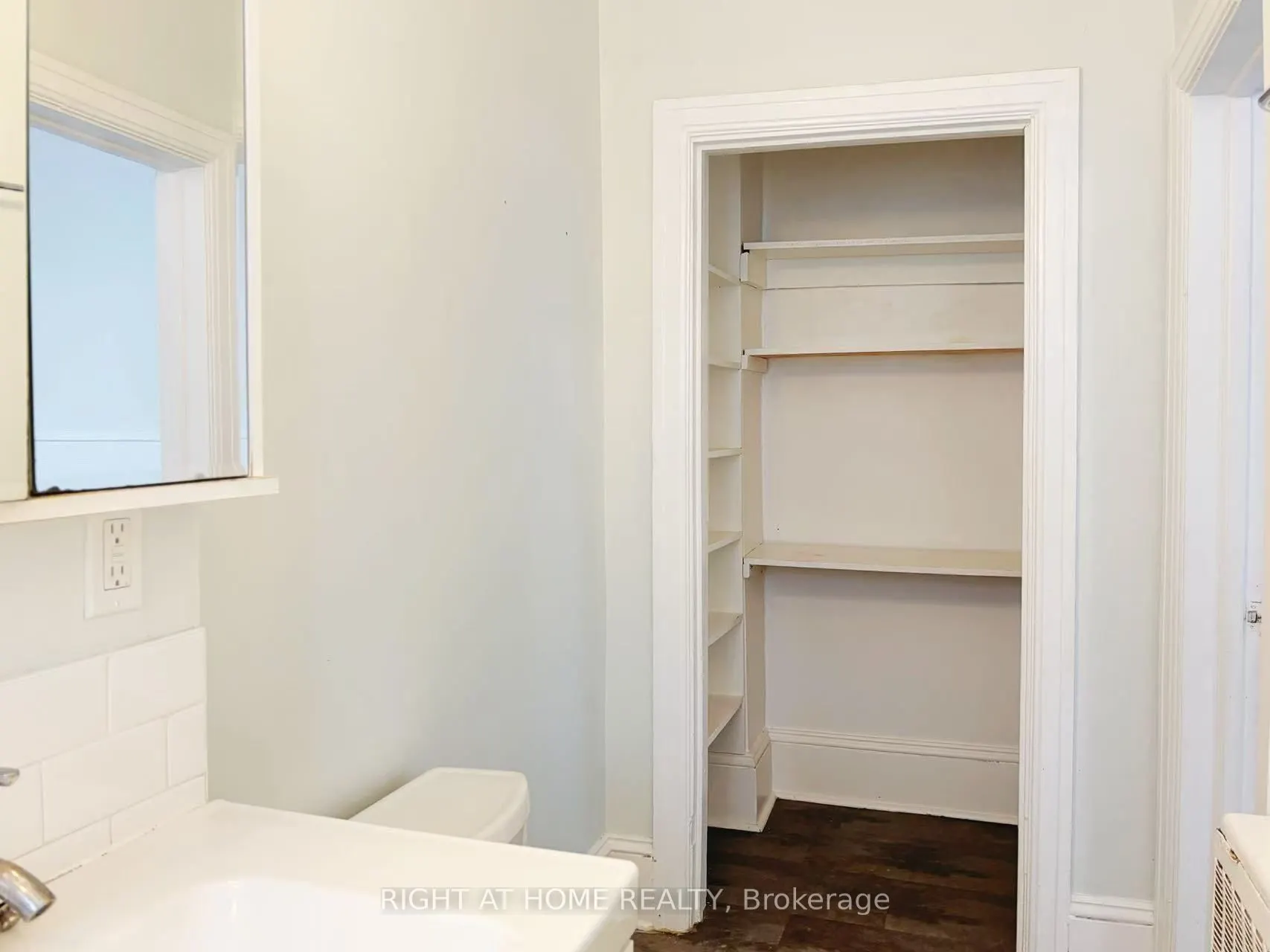 367 Dominion Avenue, #1