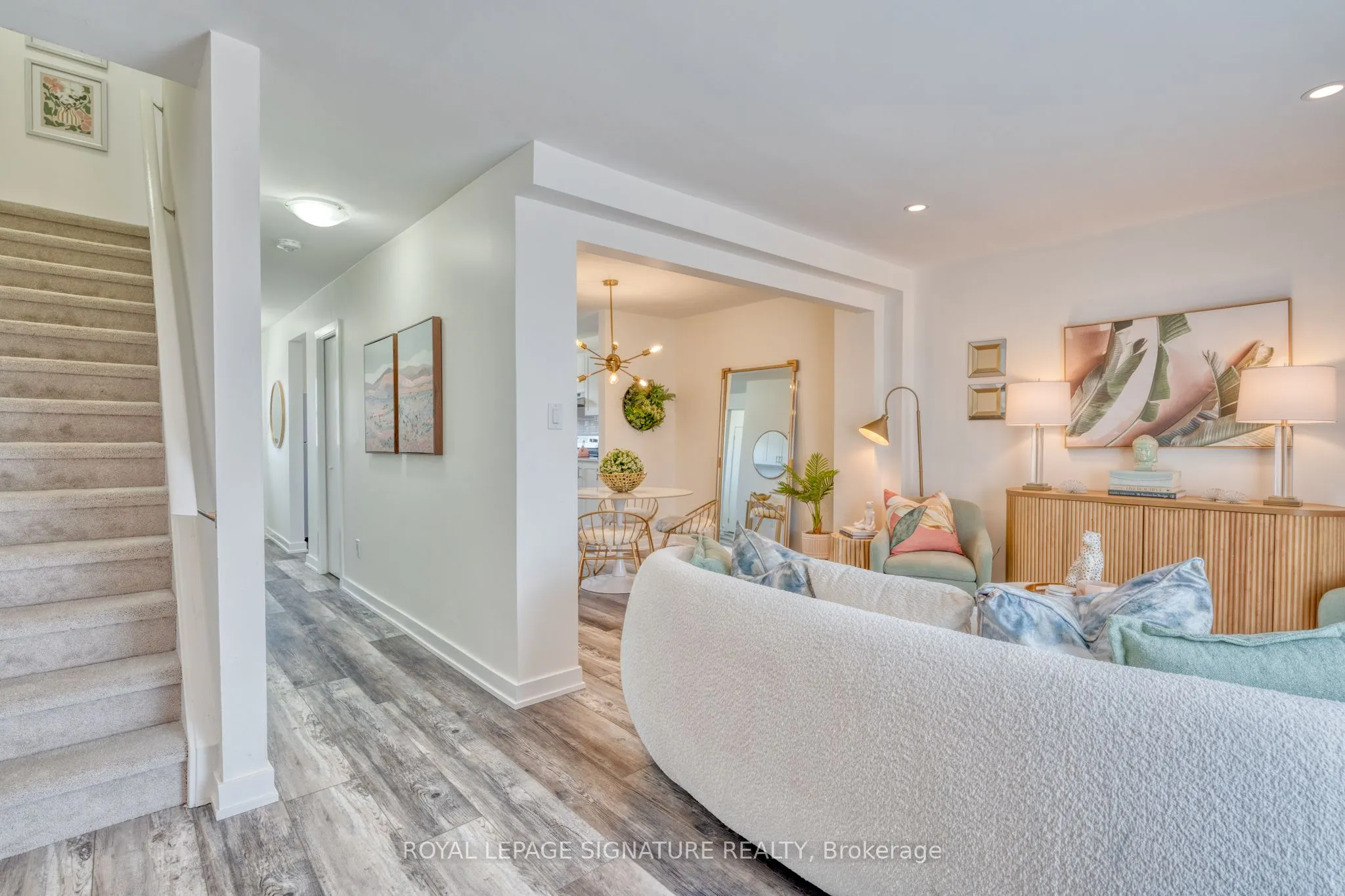 20 Anna Capri Drive, #27