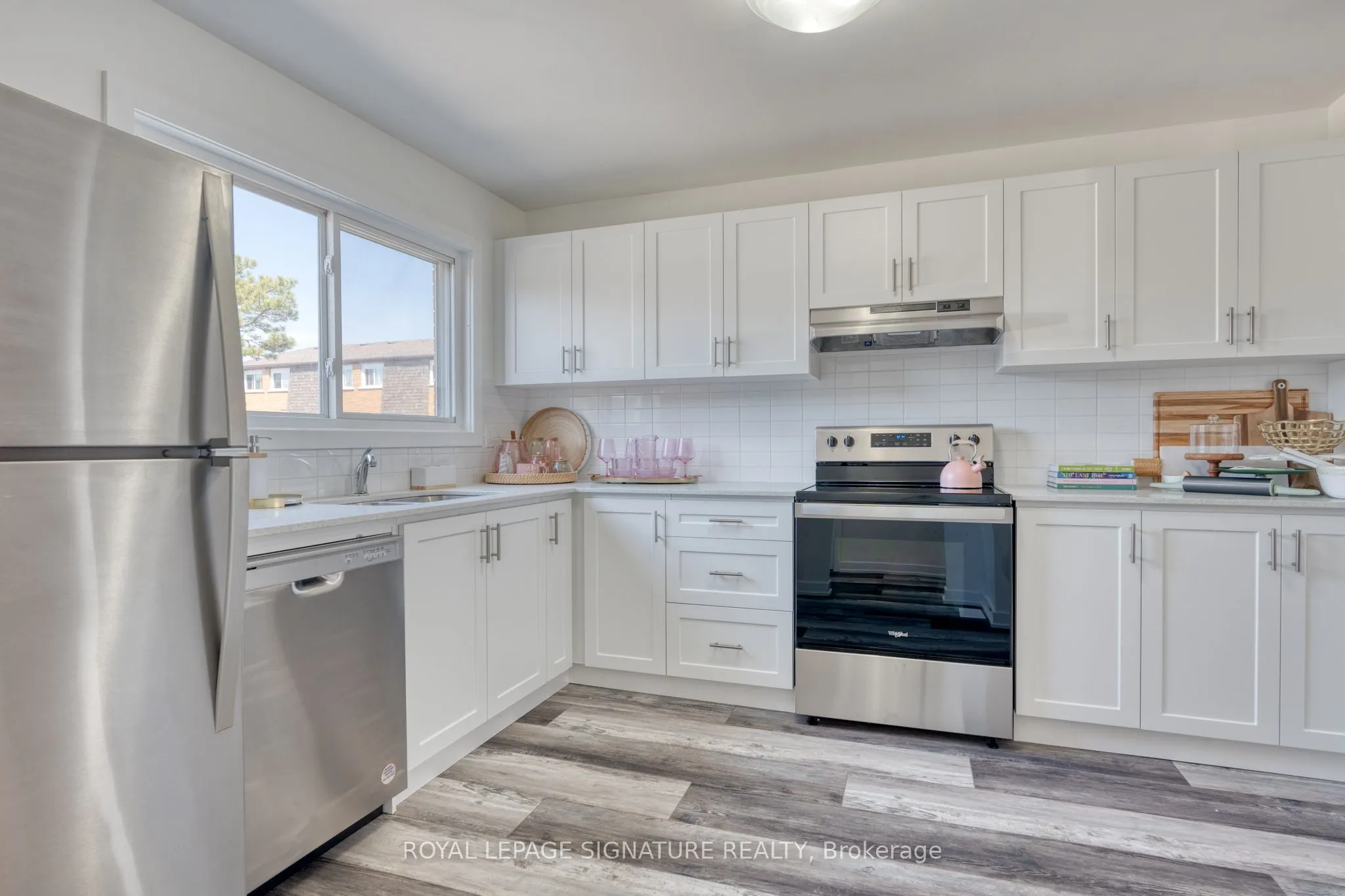20 Anna Capri Drive, #27