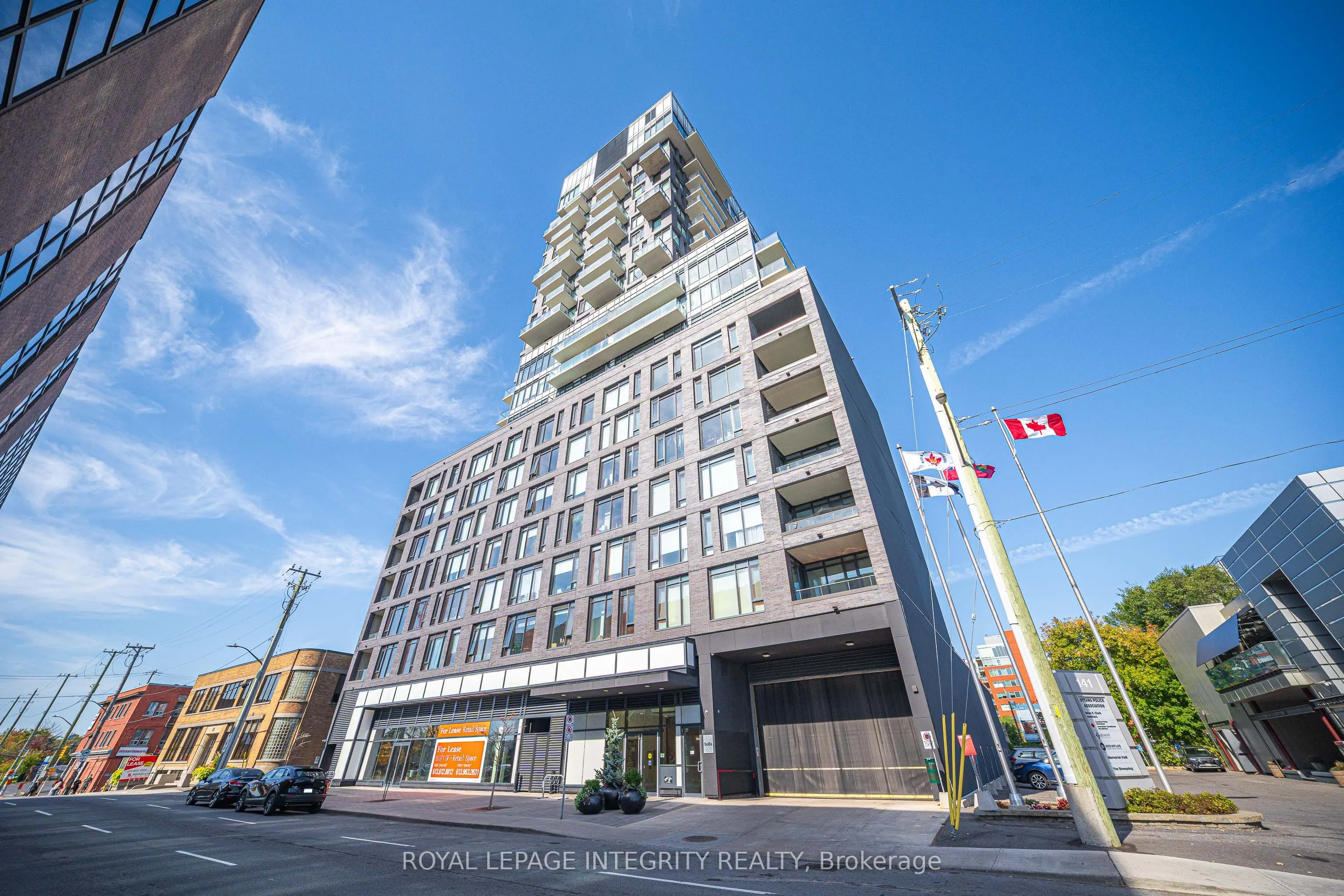 203 Catherine Street, #802