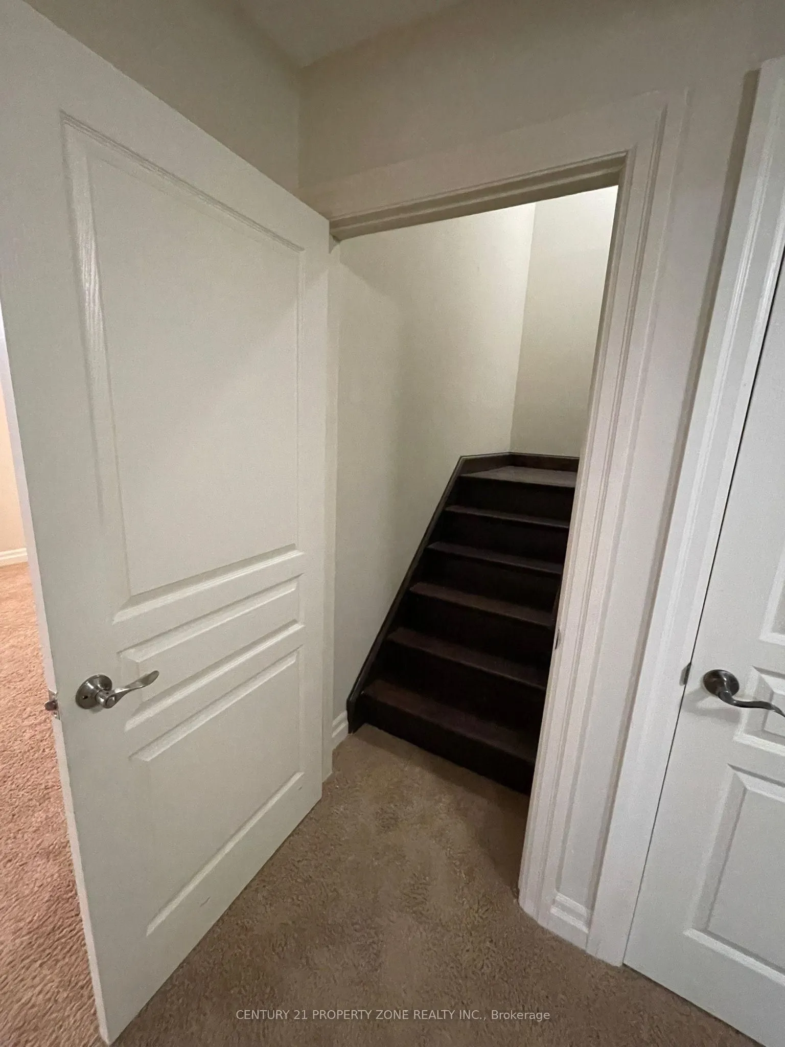 1025 Gleneagle Trail