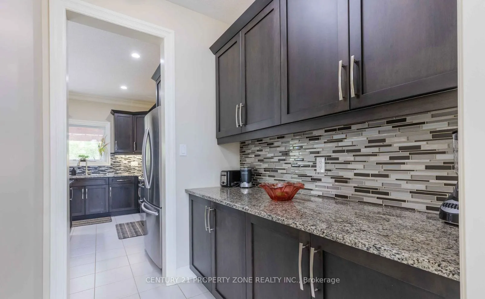 1025 Gleneagle Trail