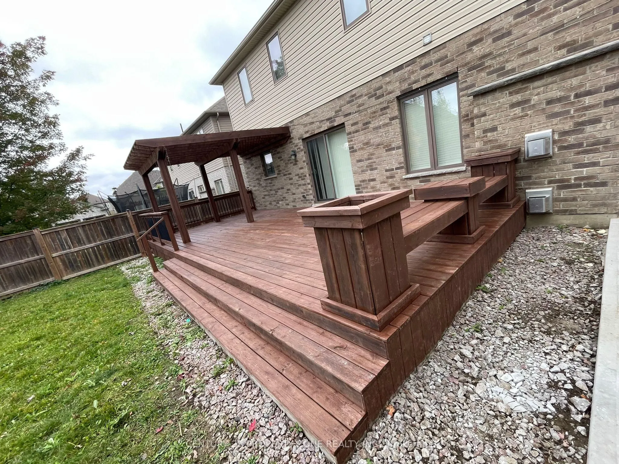1025 Gleneagle Trail