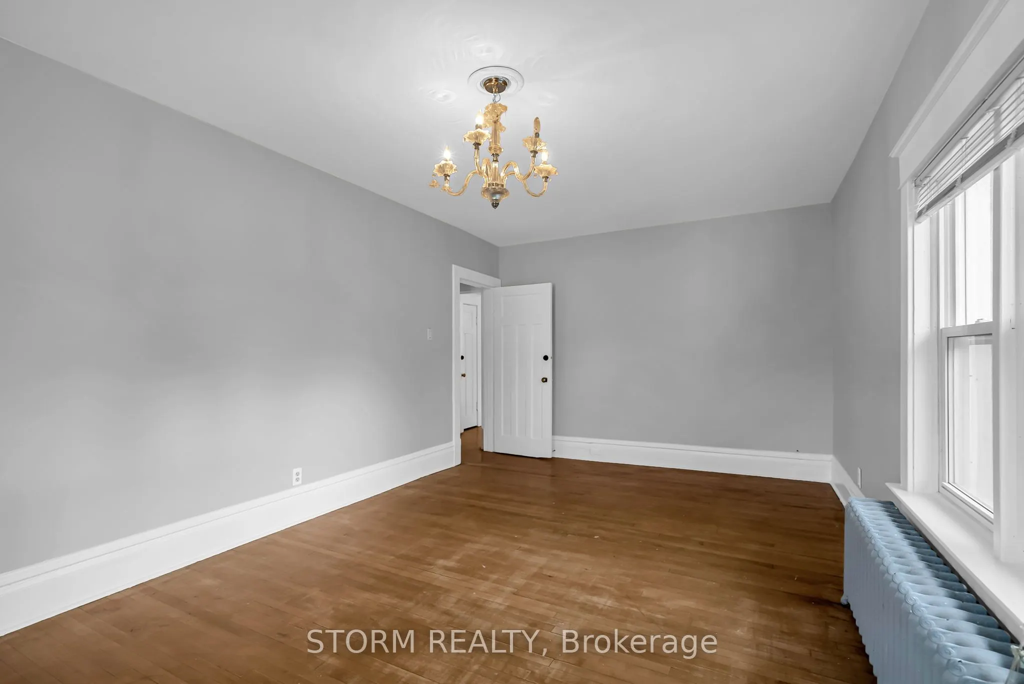 239 1st Street E
