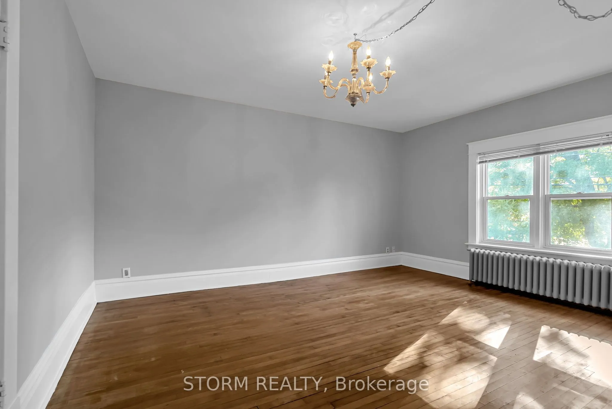 239 1st Street E