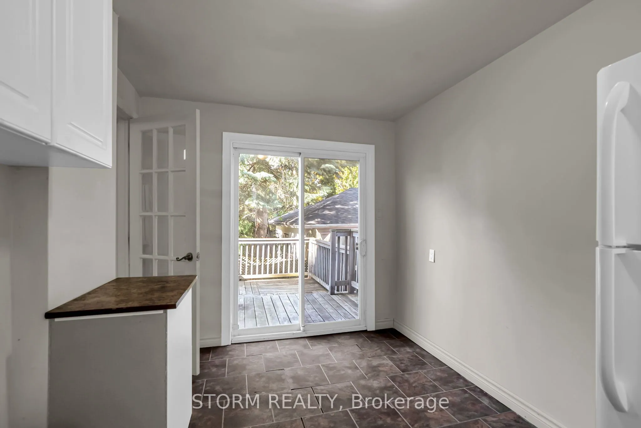 239 1st Street E