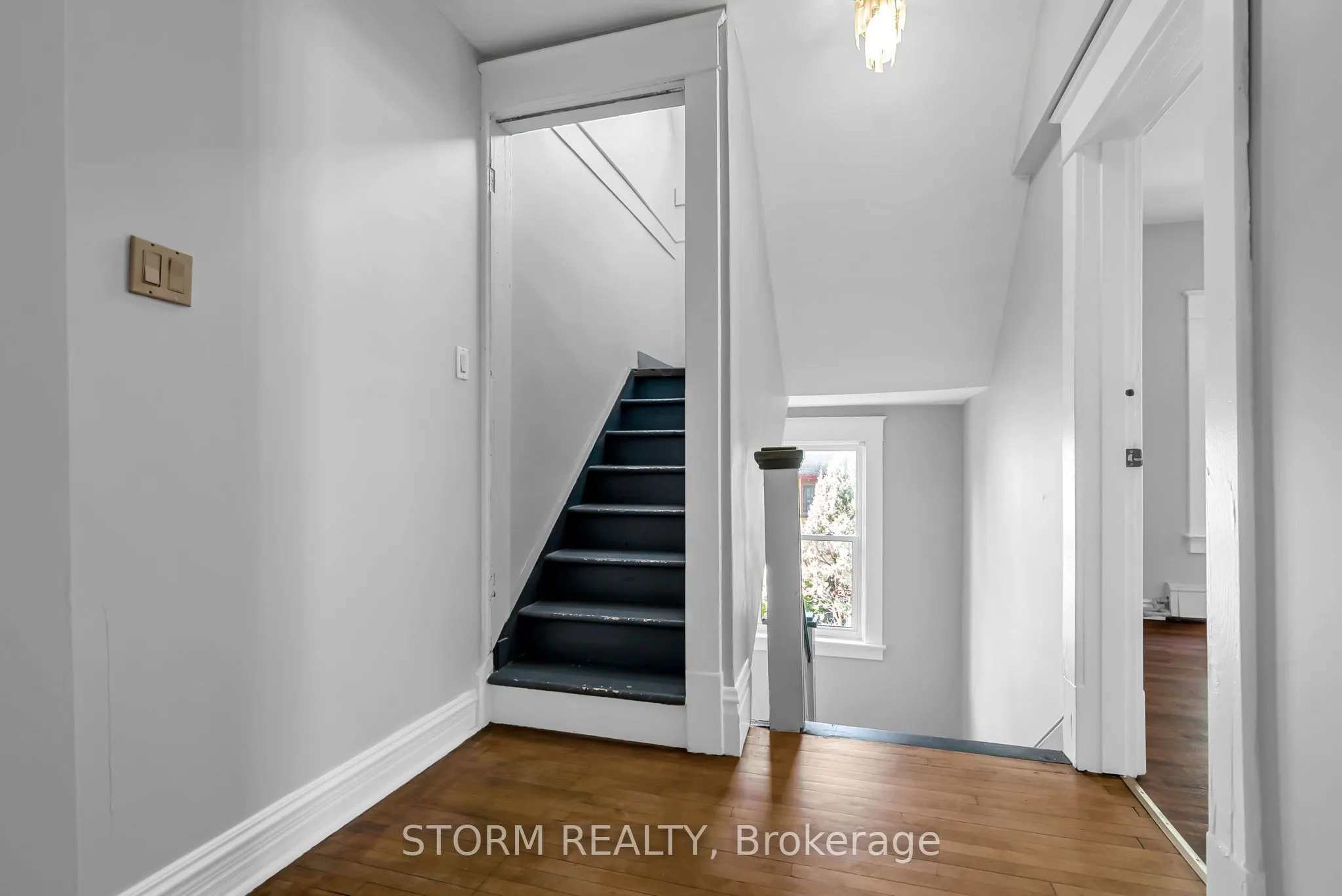 239 1st Street E