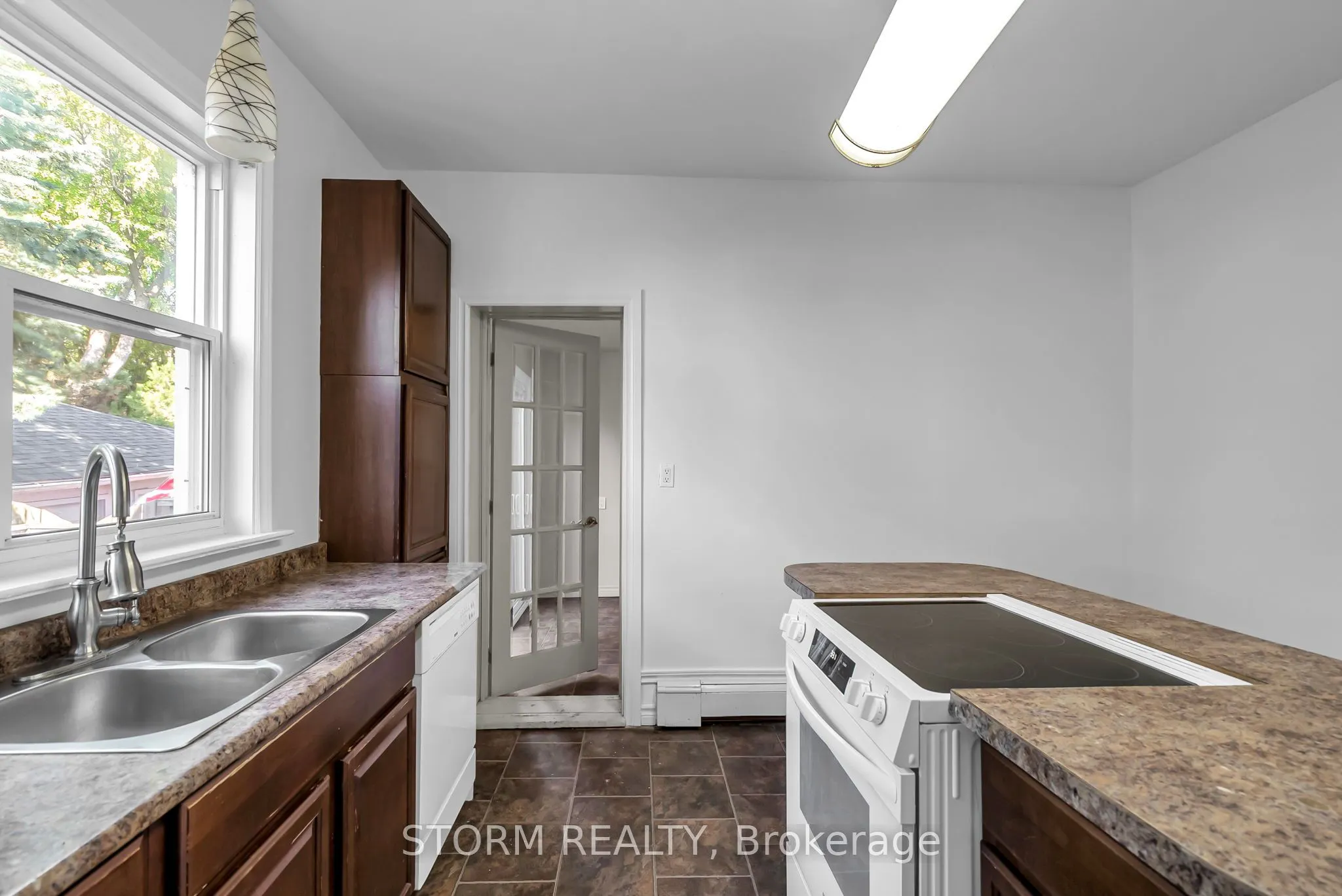 239 1st Street E