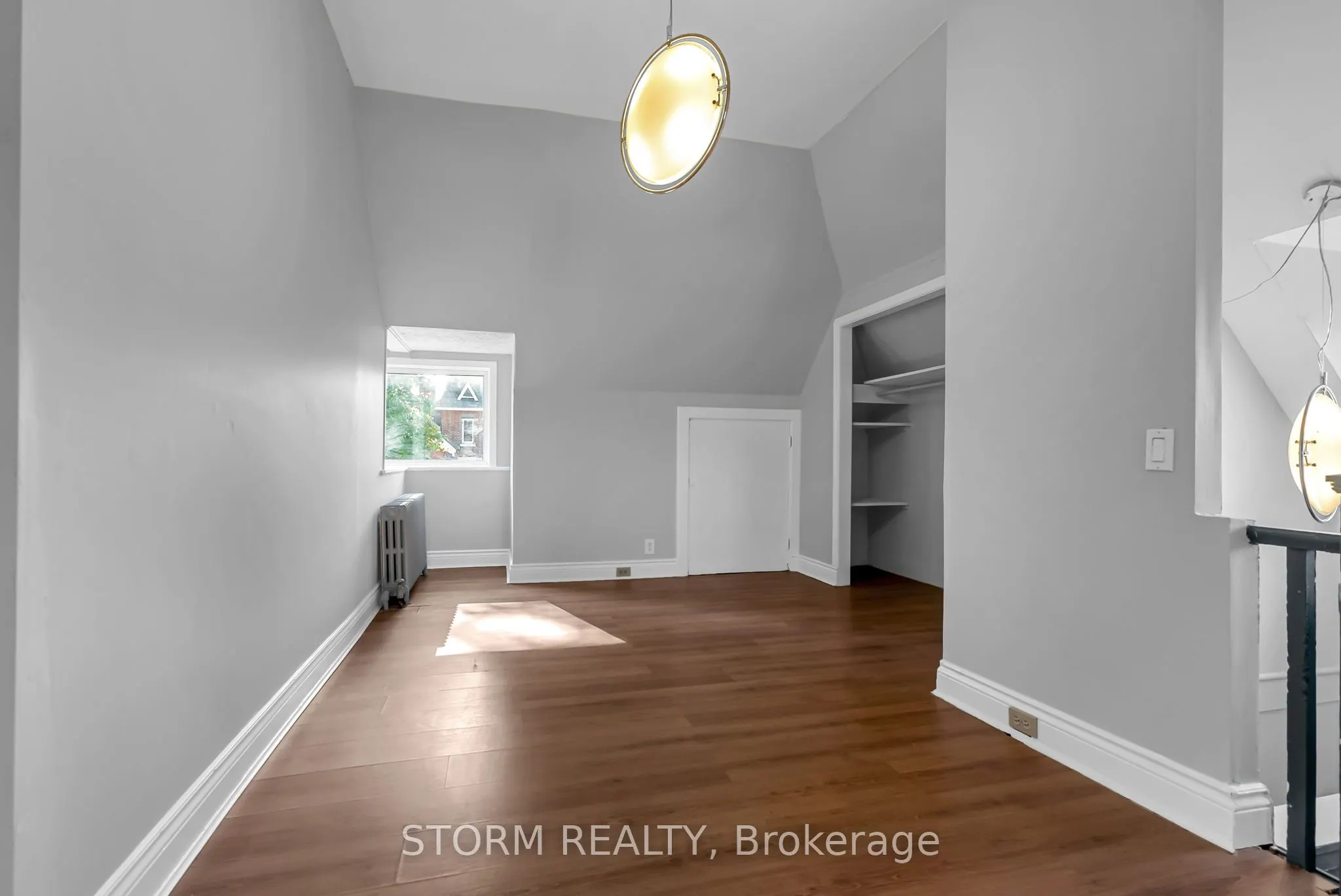 239 1st Street E