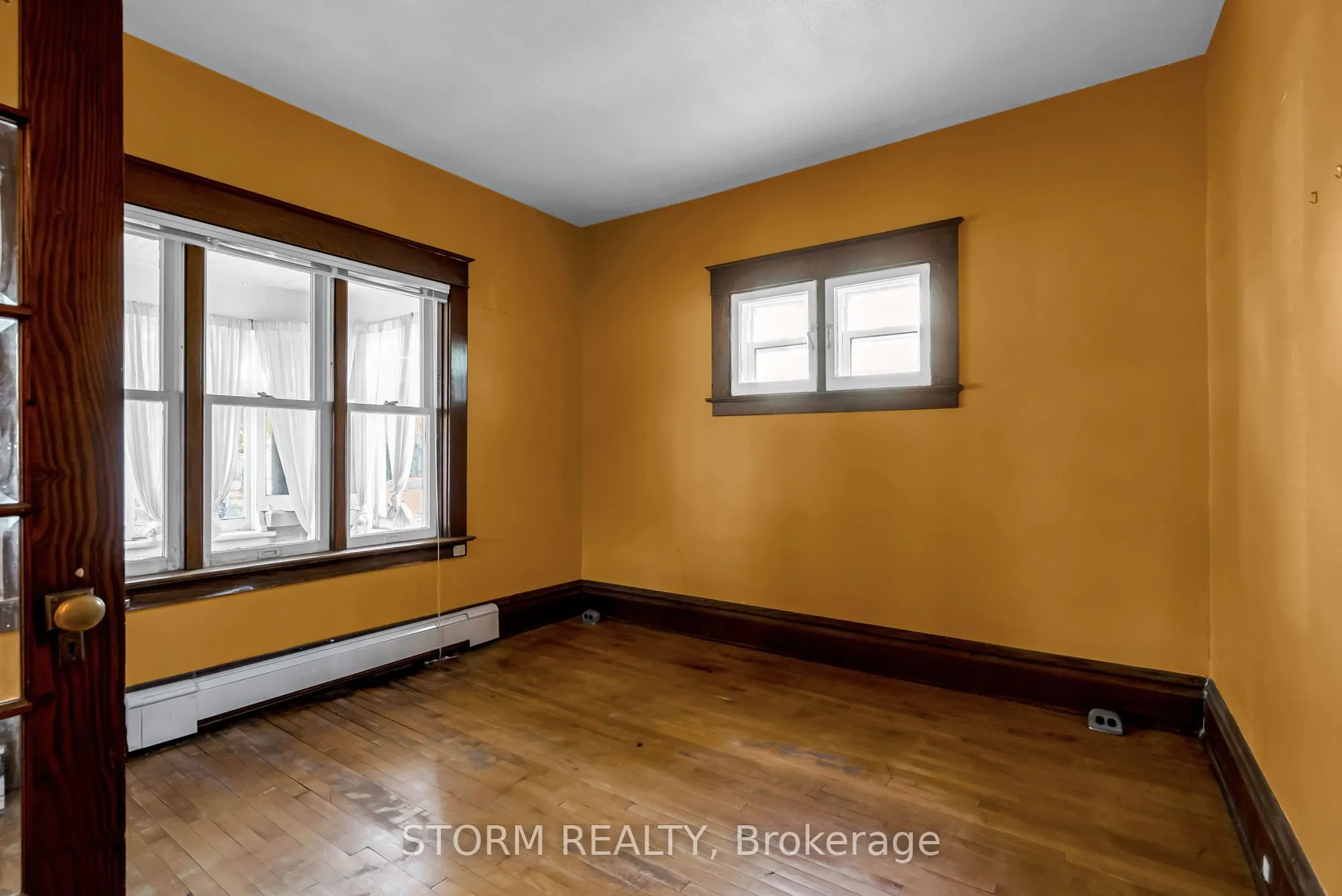 239 1st Street E