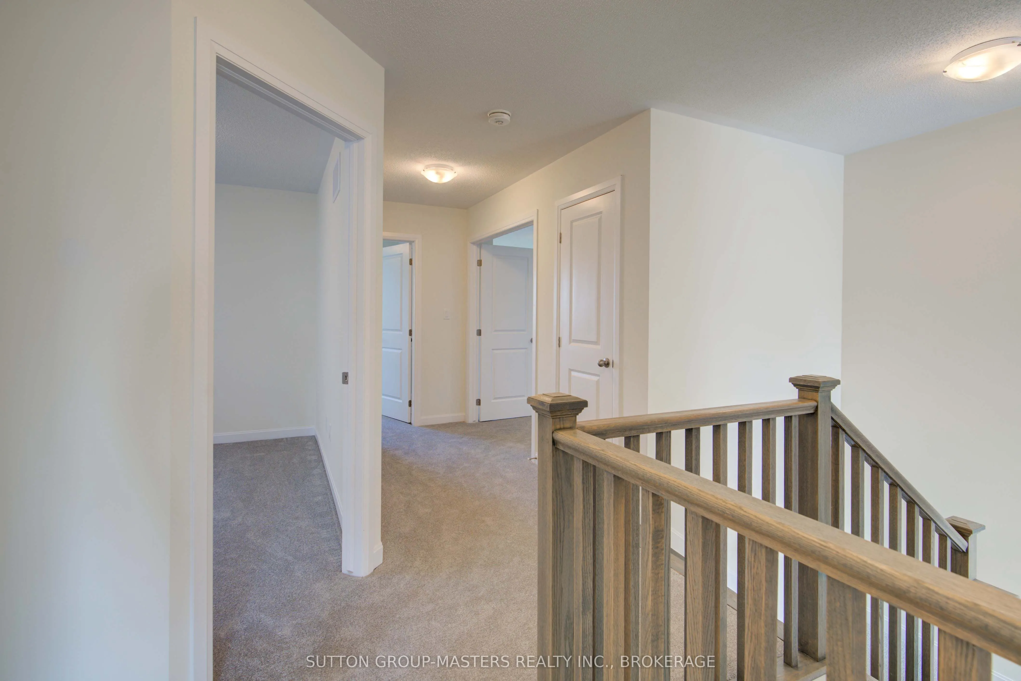 102 Oakmont Drive