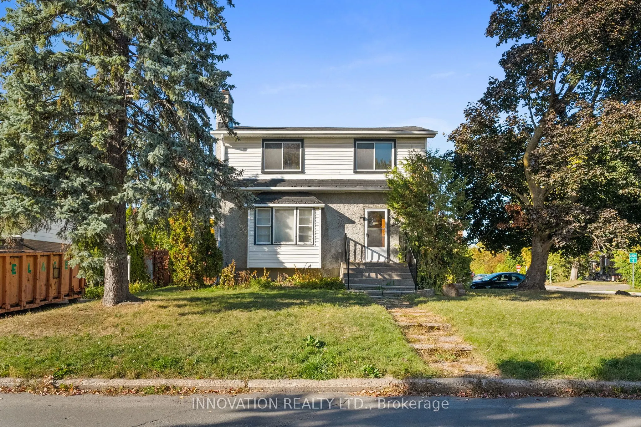 1085 Richard Avenue
