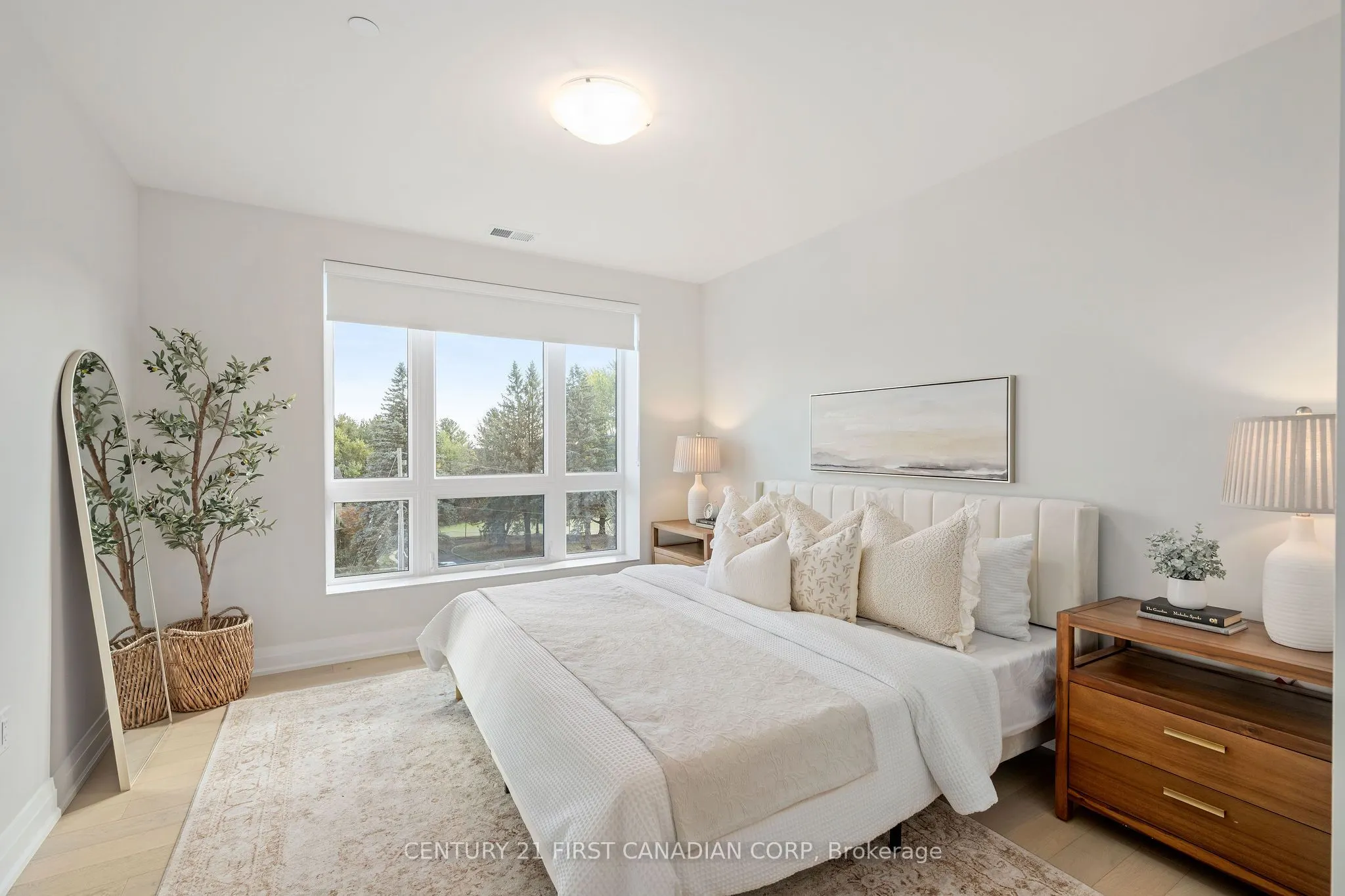 1560 Upper West Avenue, #306