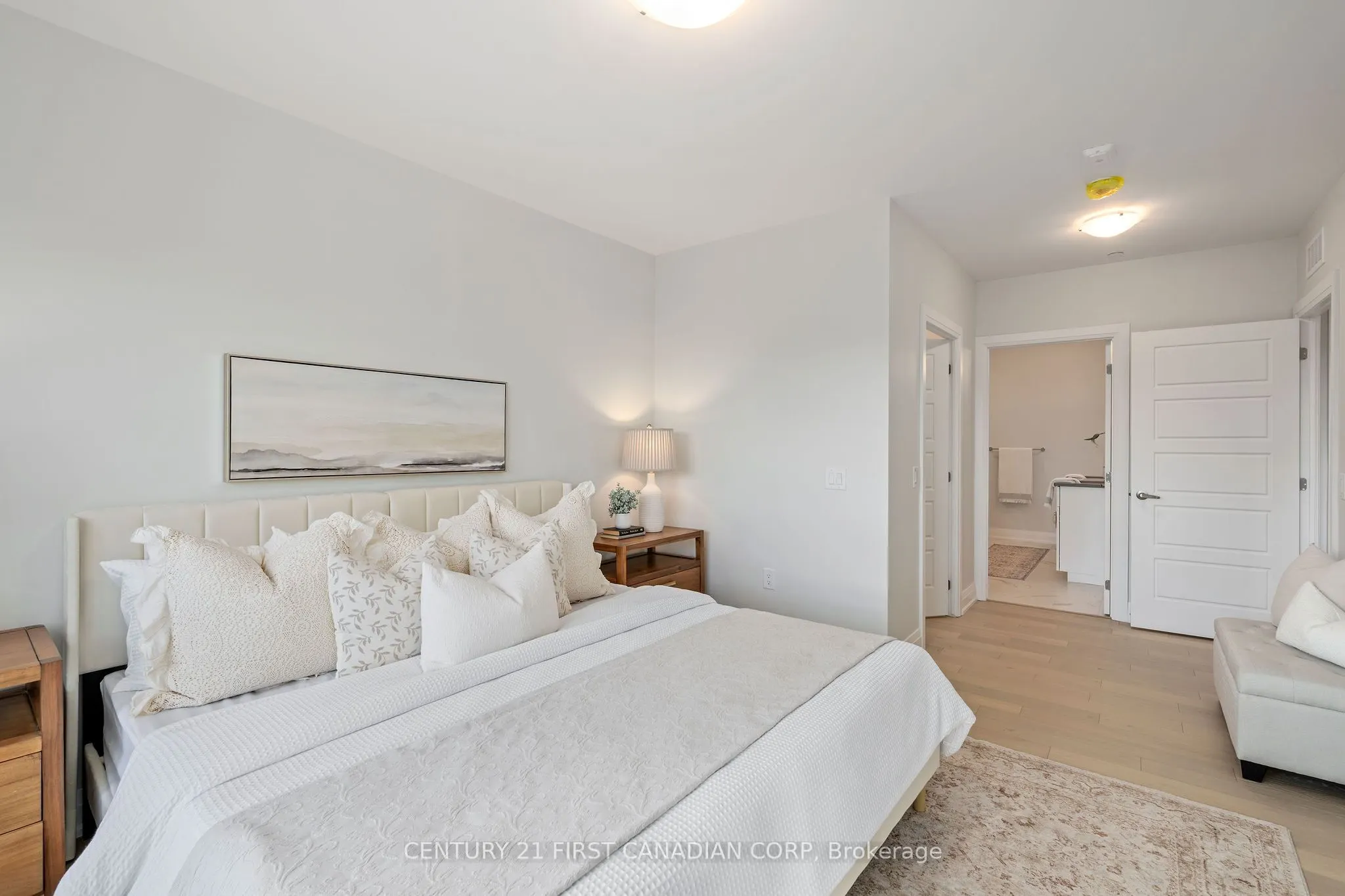 1560 Upper West Avenue, #306