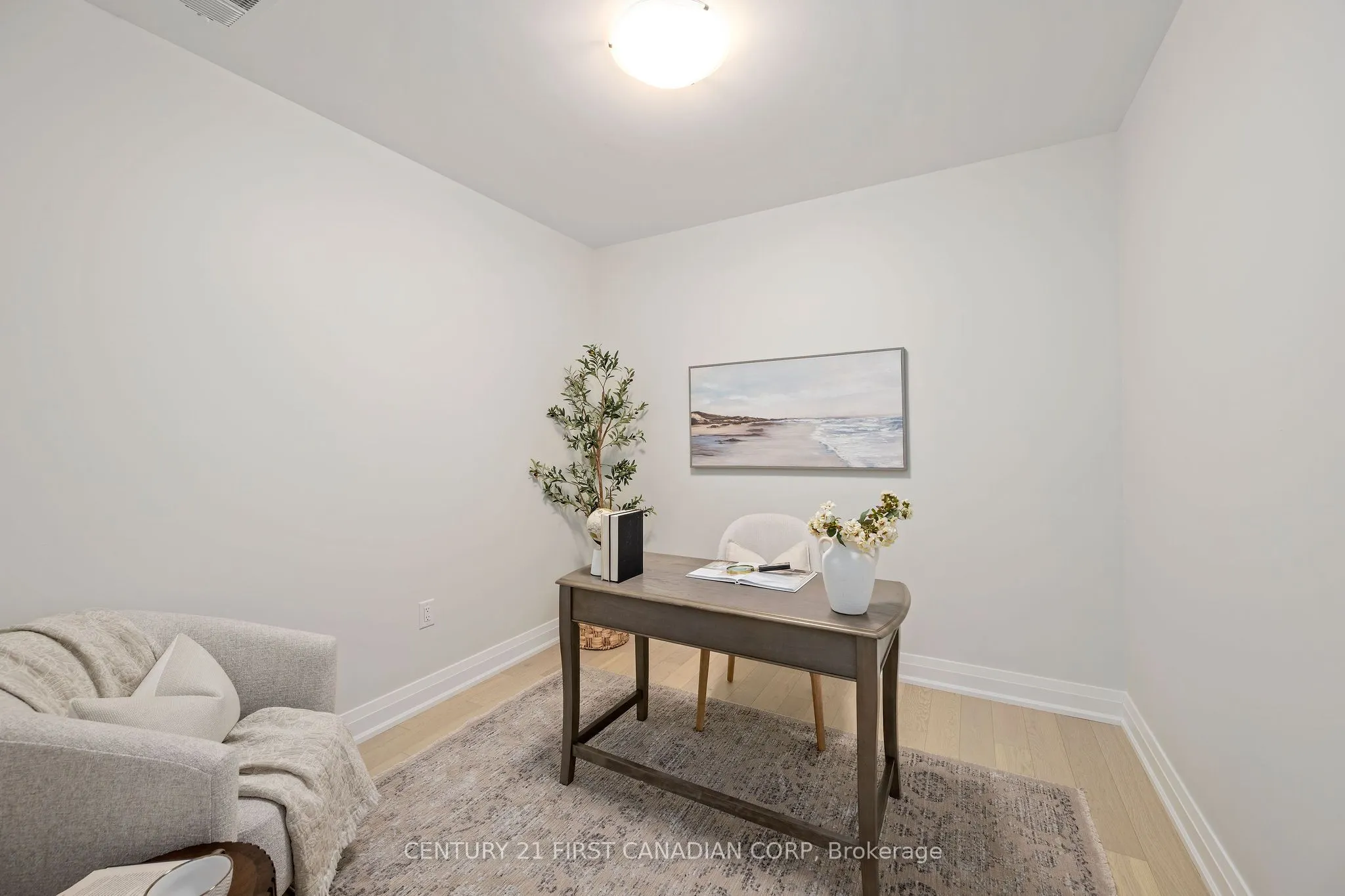 1560 Upper West Avenue, #306