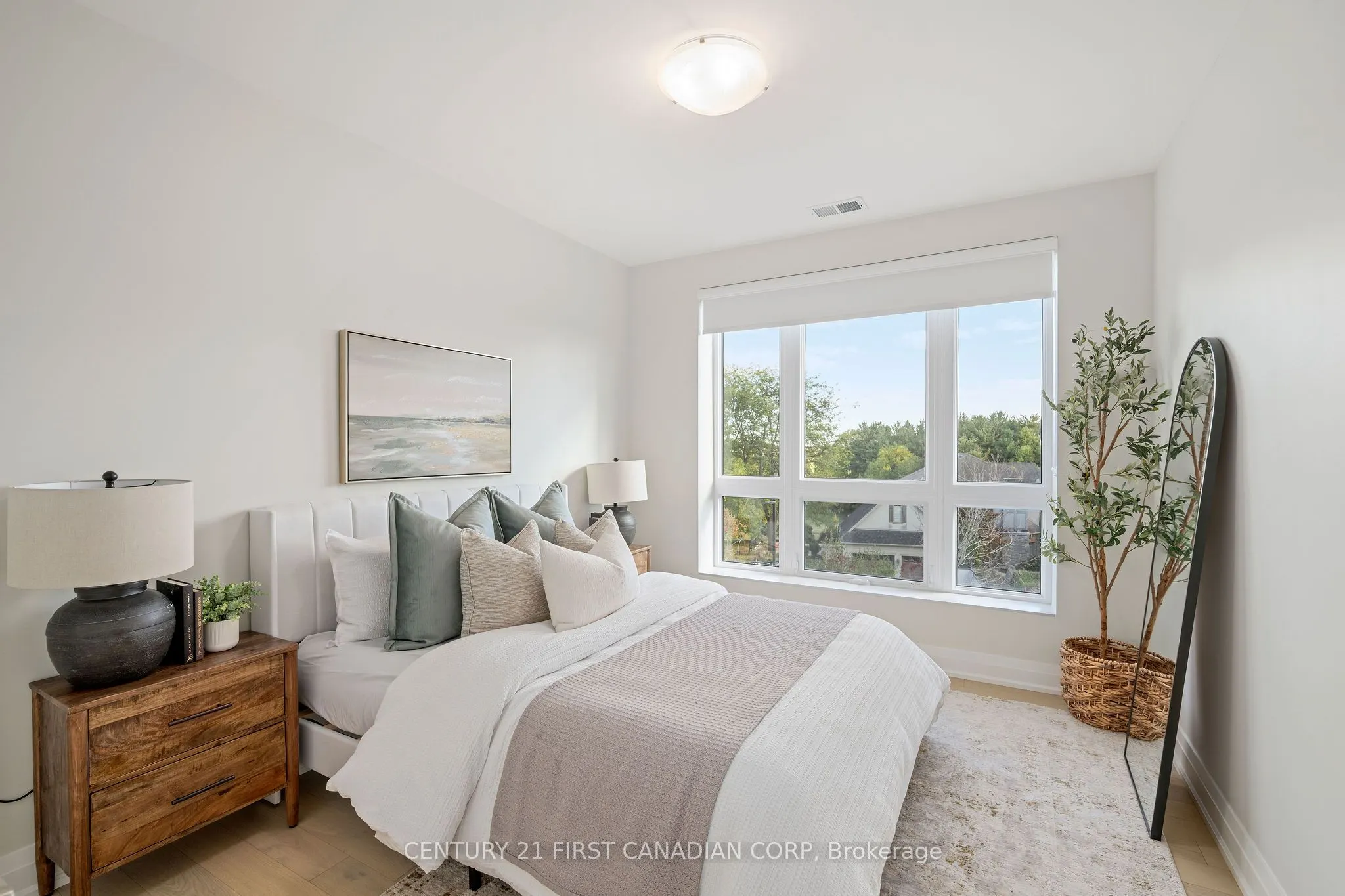 1560 Upper West Avenue, #306