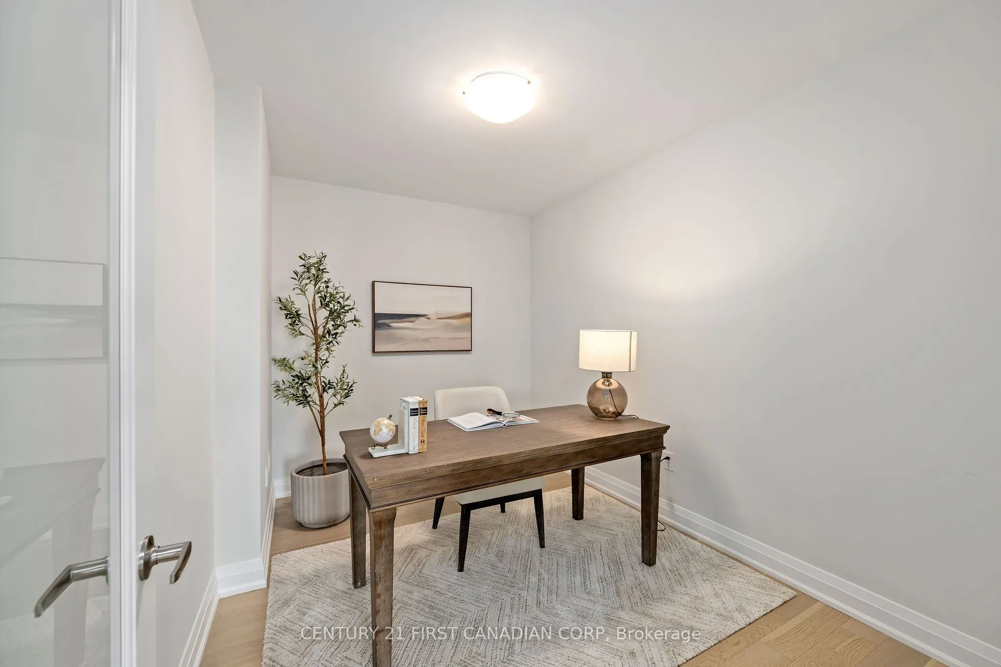 1975 FOUNTAIN GRASS Drive, #401