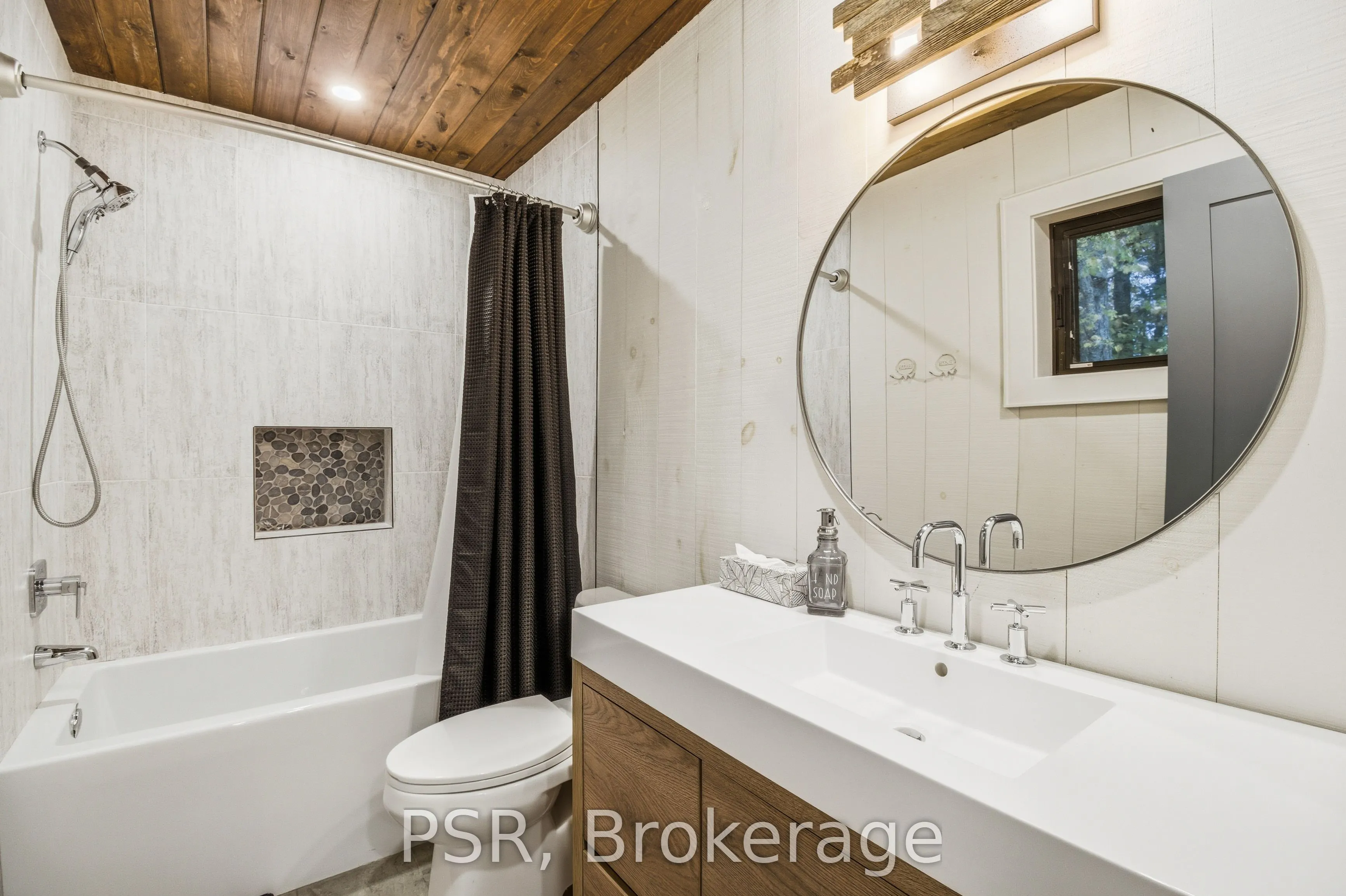 1069 White Eagle Road