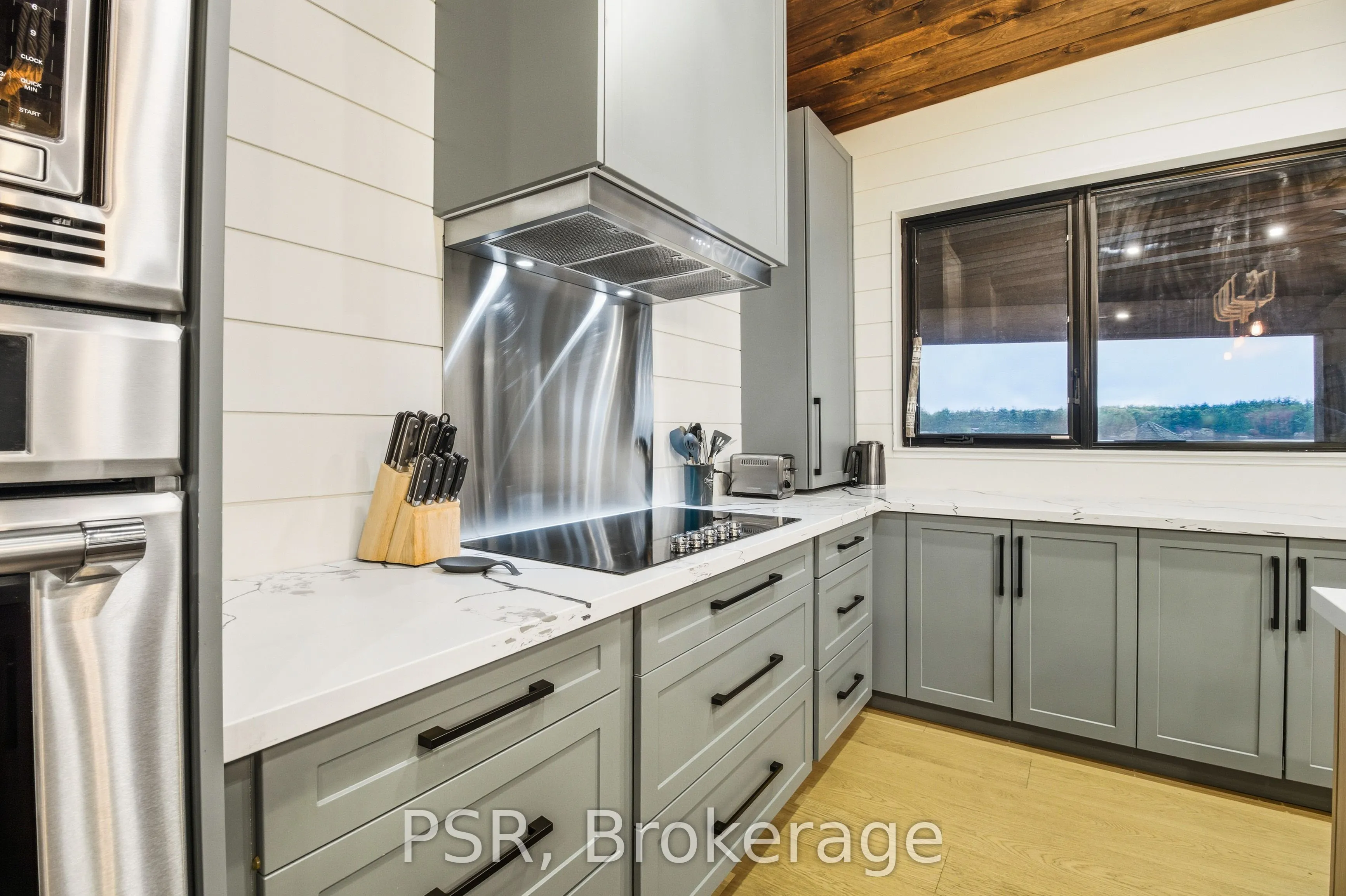 1069 White Eagle Road