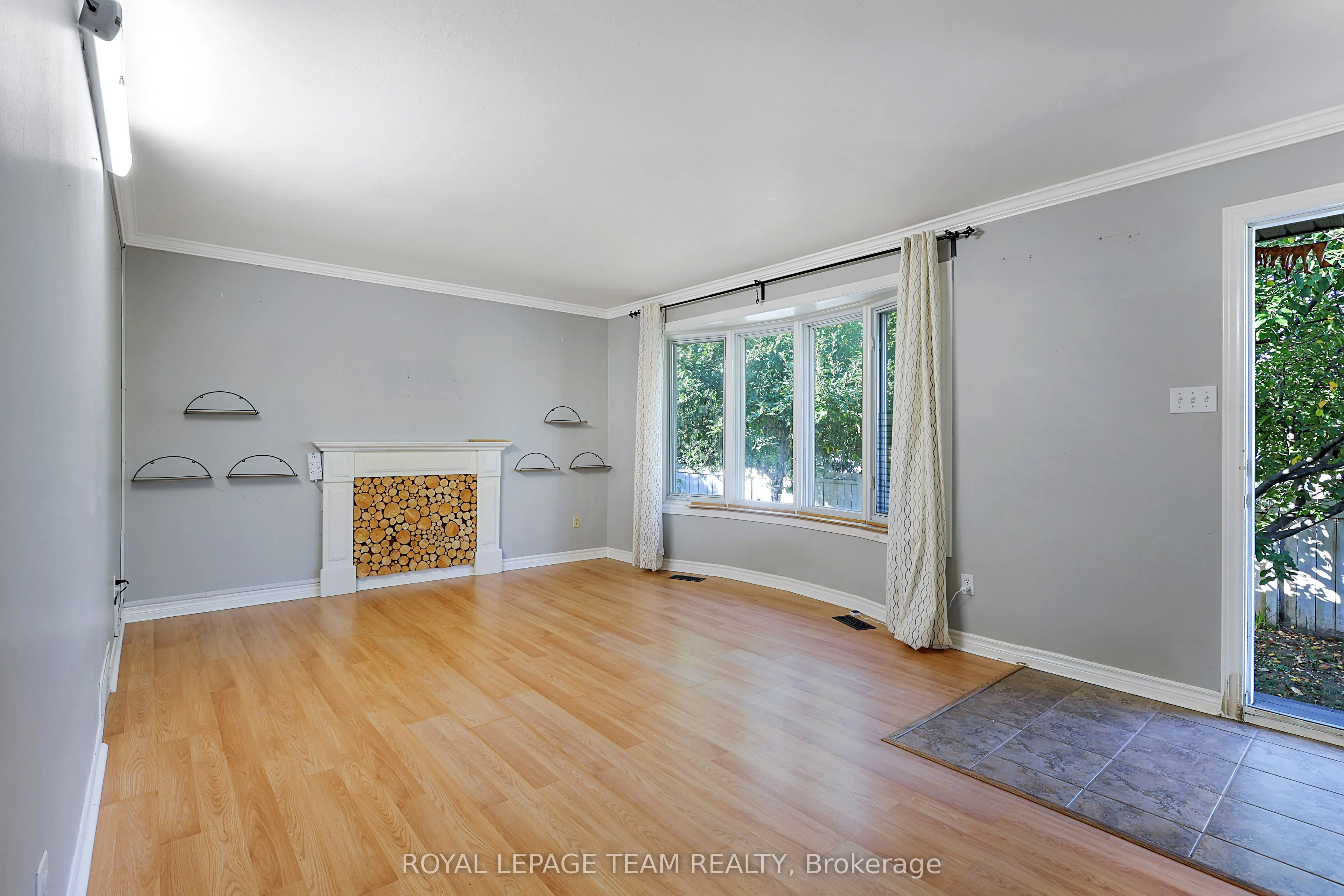 925 Moorvale Street, #Upper Unit