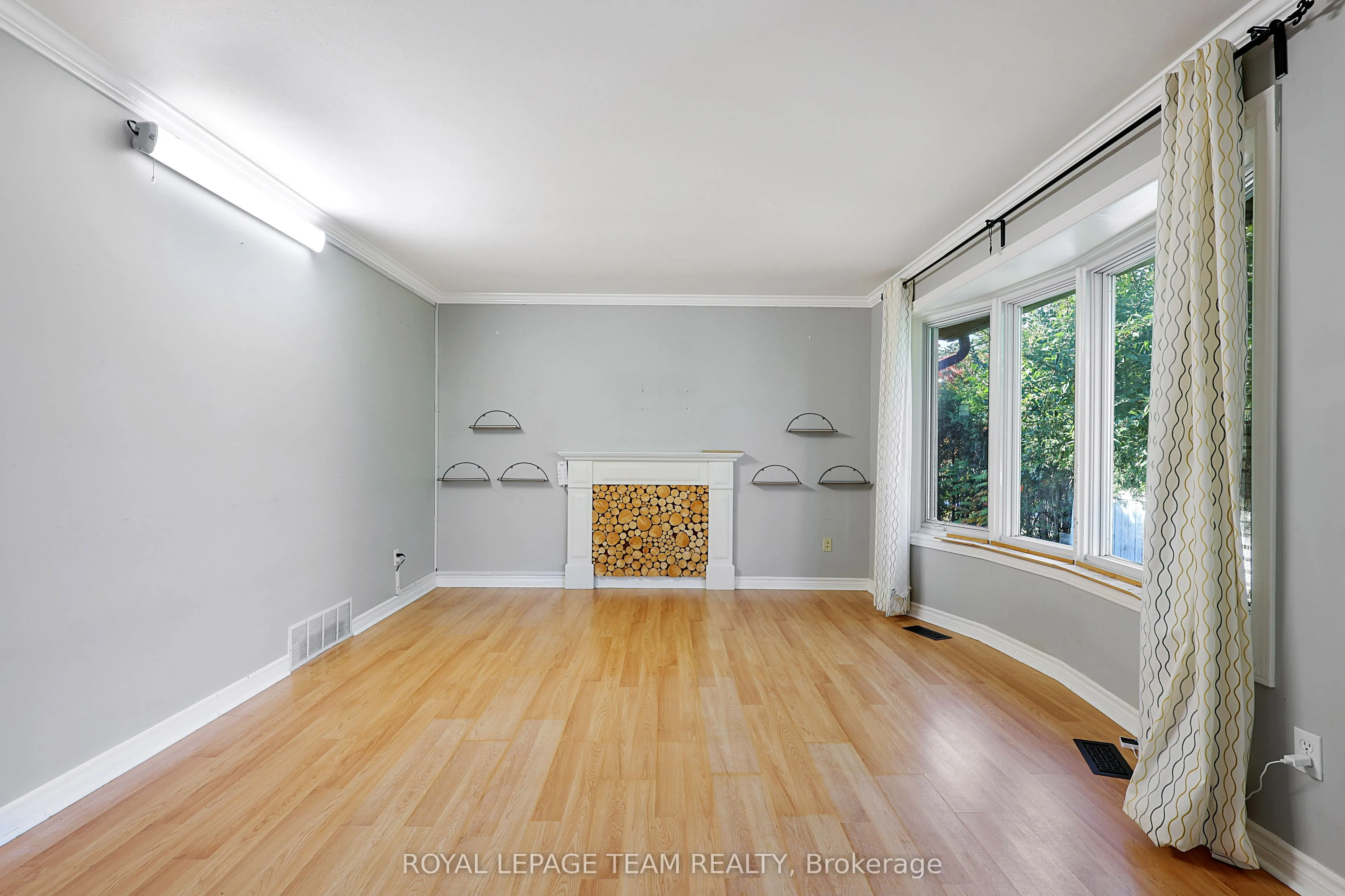 925 Moorvale Street, #Upper Unit